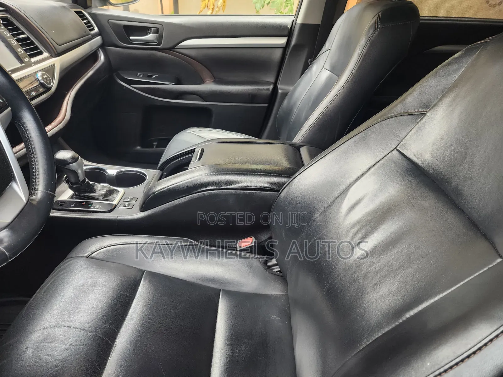 Toyota Highlander XLE V6 4x2 (3.5L 6cyl 6A) 2016 Black