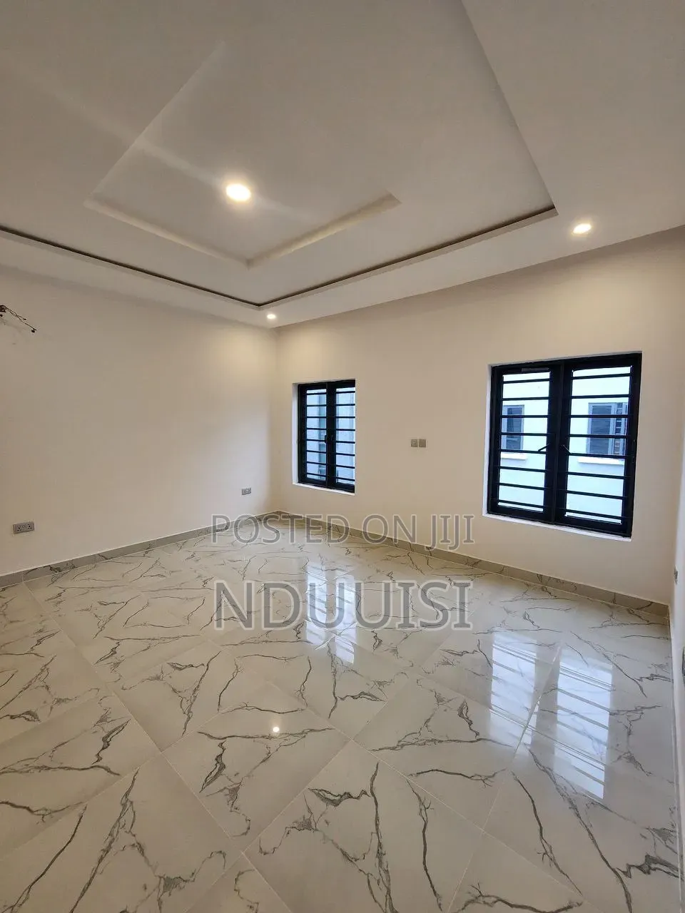 4bdrm Townhouse / Terrace in Off Palace Road, Victoria Island Extension