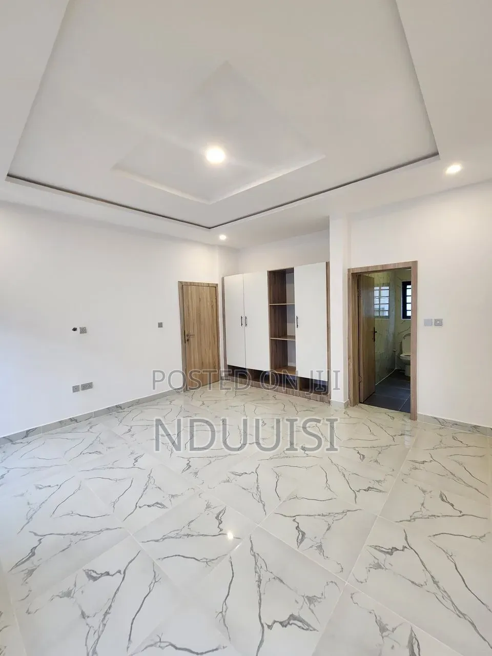 4bdrm Townhouse / Terrace in Off Palace Road, Victoria Island Extension