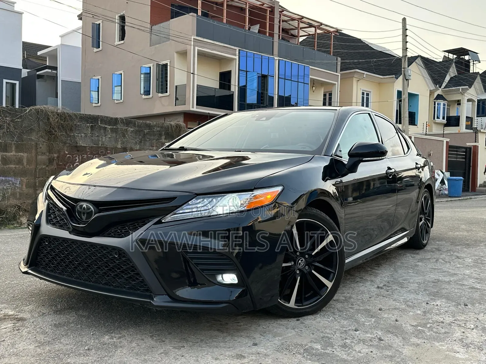 Toyota Camry XSE FWD (2.5L 4cyl 8AM) 2018 Black