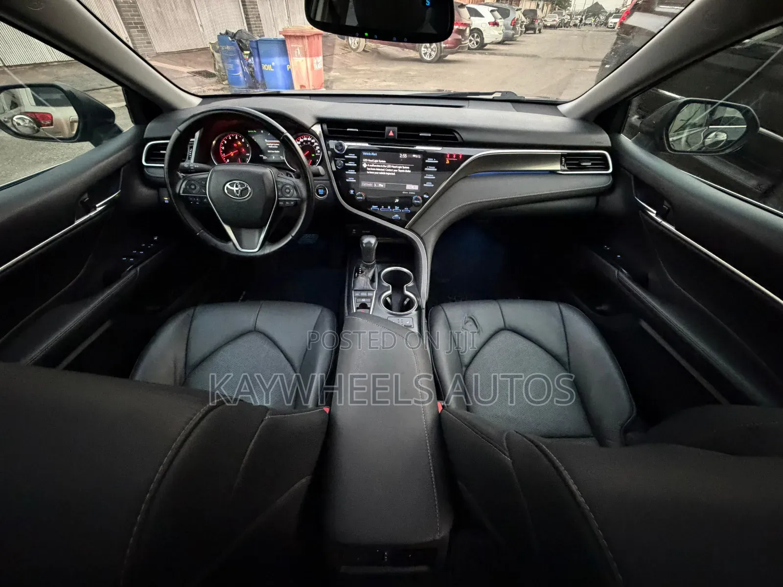 Toyota Camry XSE FWD (2.5L 4cyl 8AM) 2018 Black