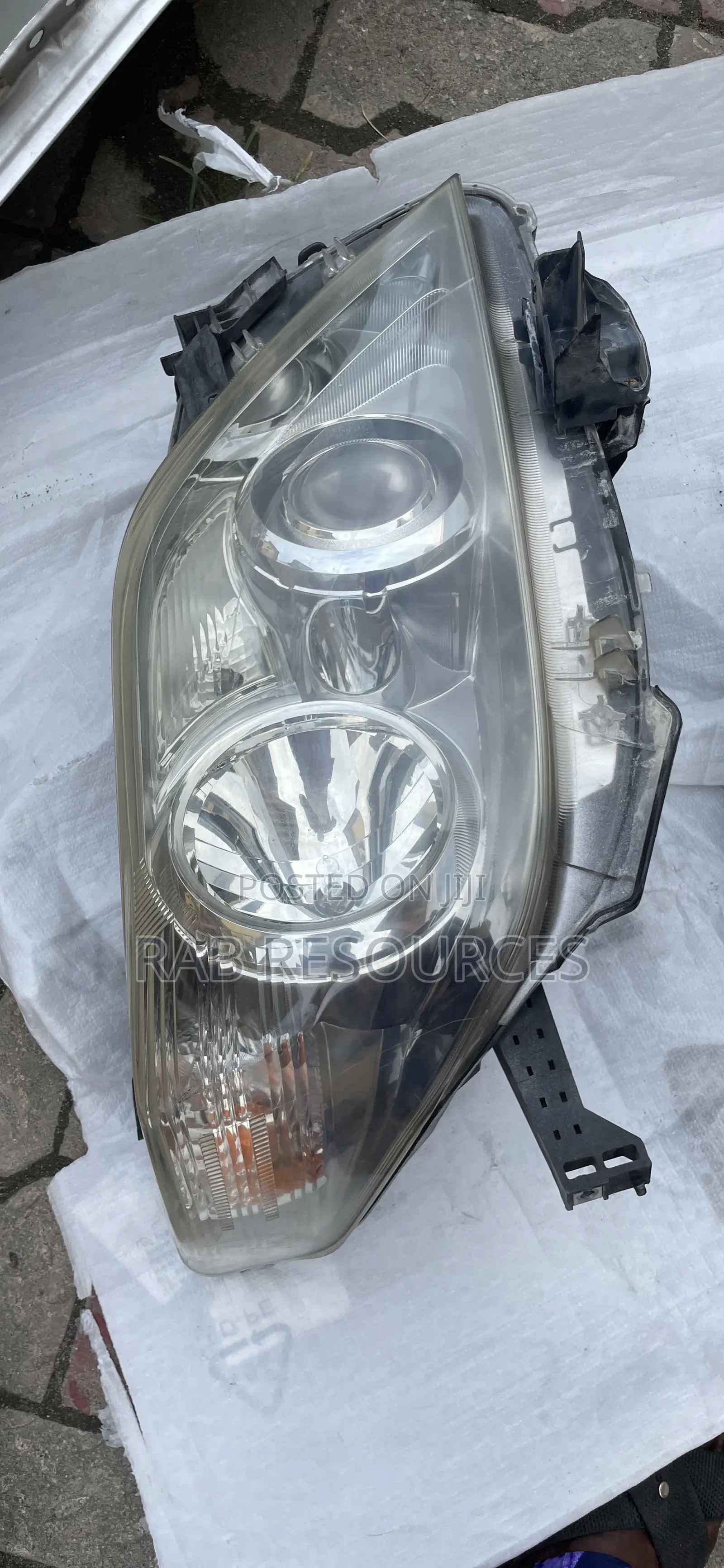 Landcruiser Prado Frontlight Headlamp Left and Right