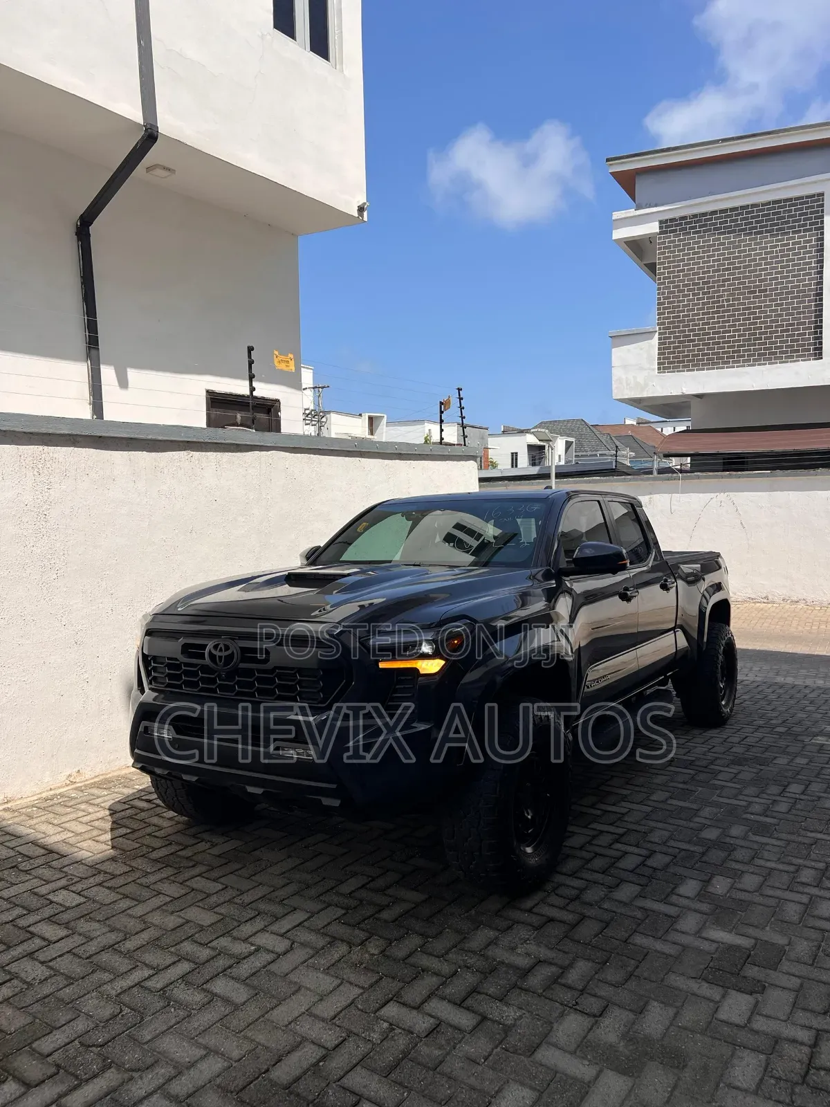 Toyota Tacoma TRD Sport Double Cab 4WD 5.0 ft. SB (Automatic) 2025 Gray