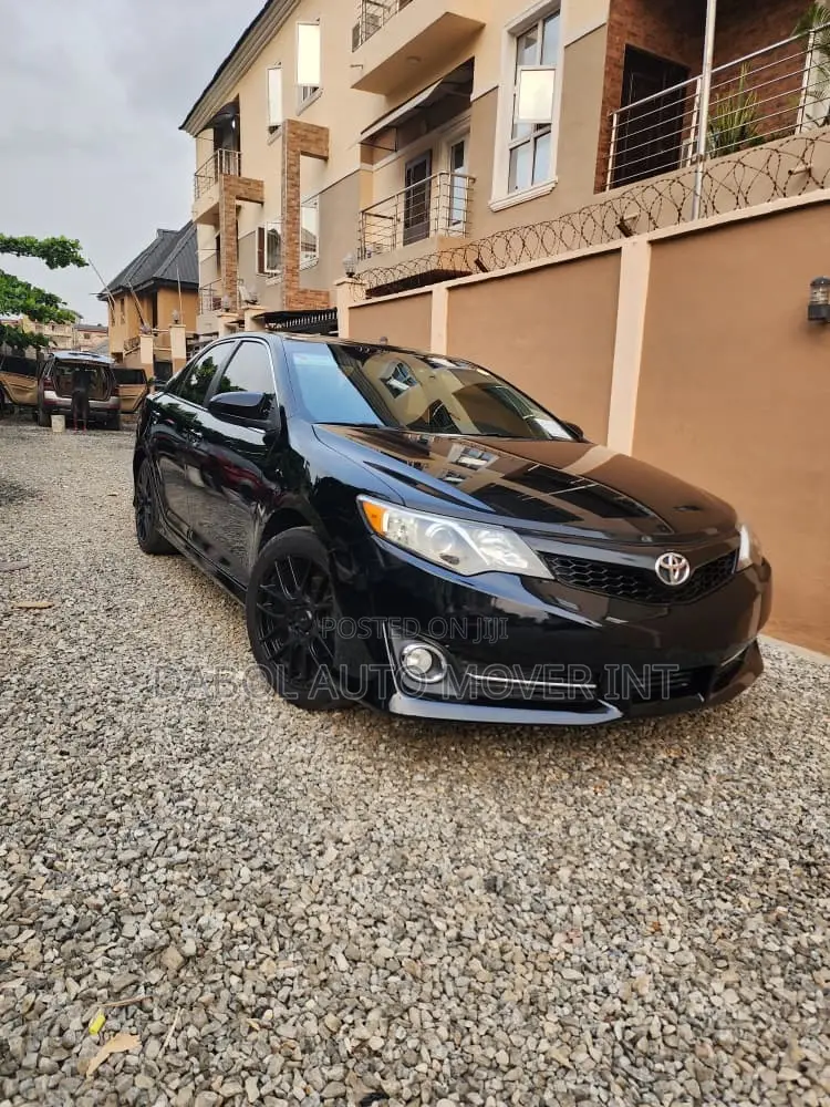 Toyota Camry SE Sport 4dr Sedan (2.5L 4cyl 6A) 2014 Black