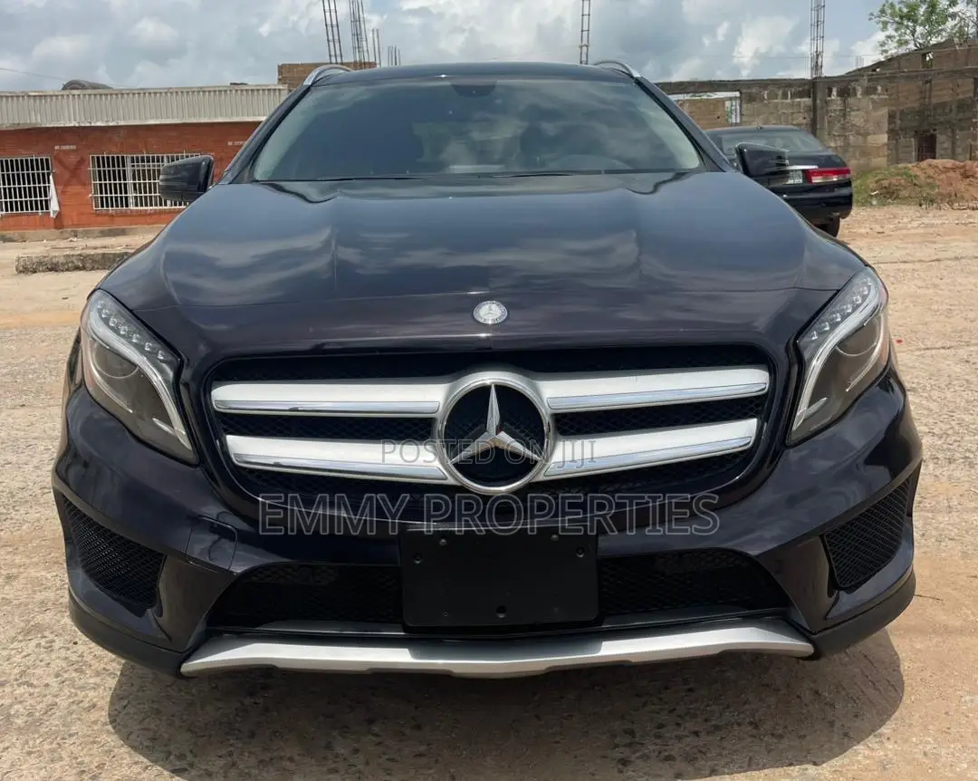 Mercedes-Benz GLA 250 2016 Black