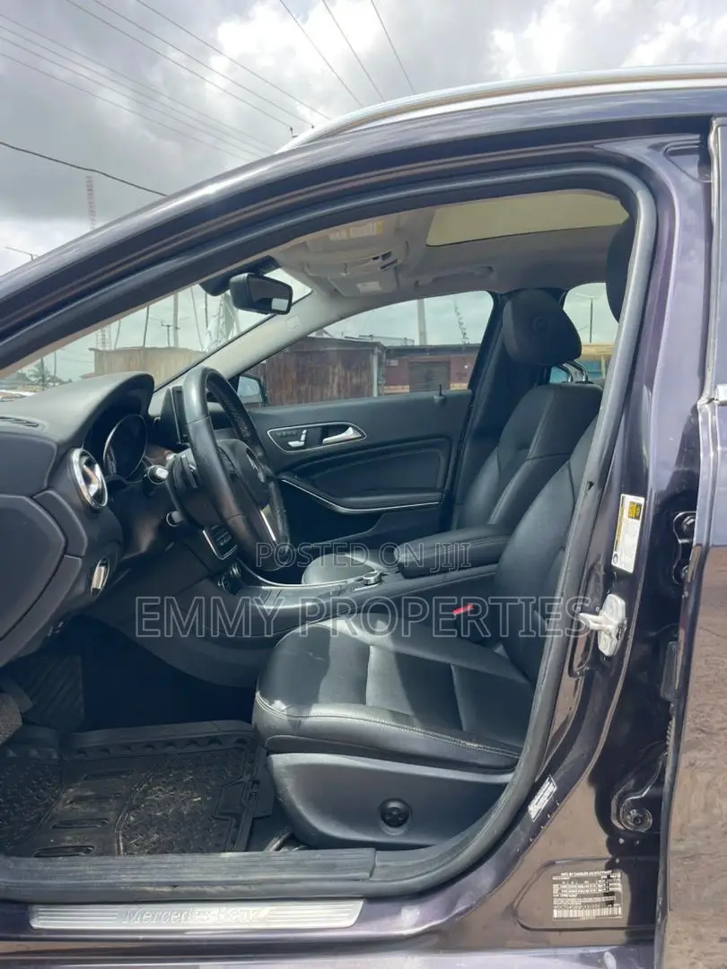 Mercedes-Benz GLA 250 2016 Black