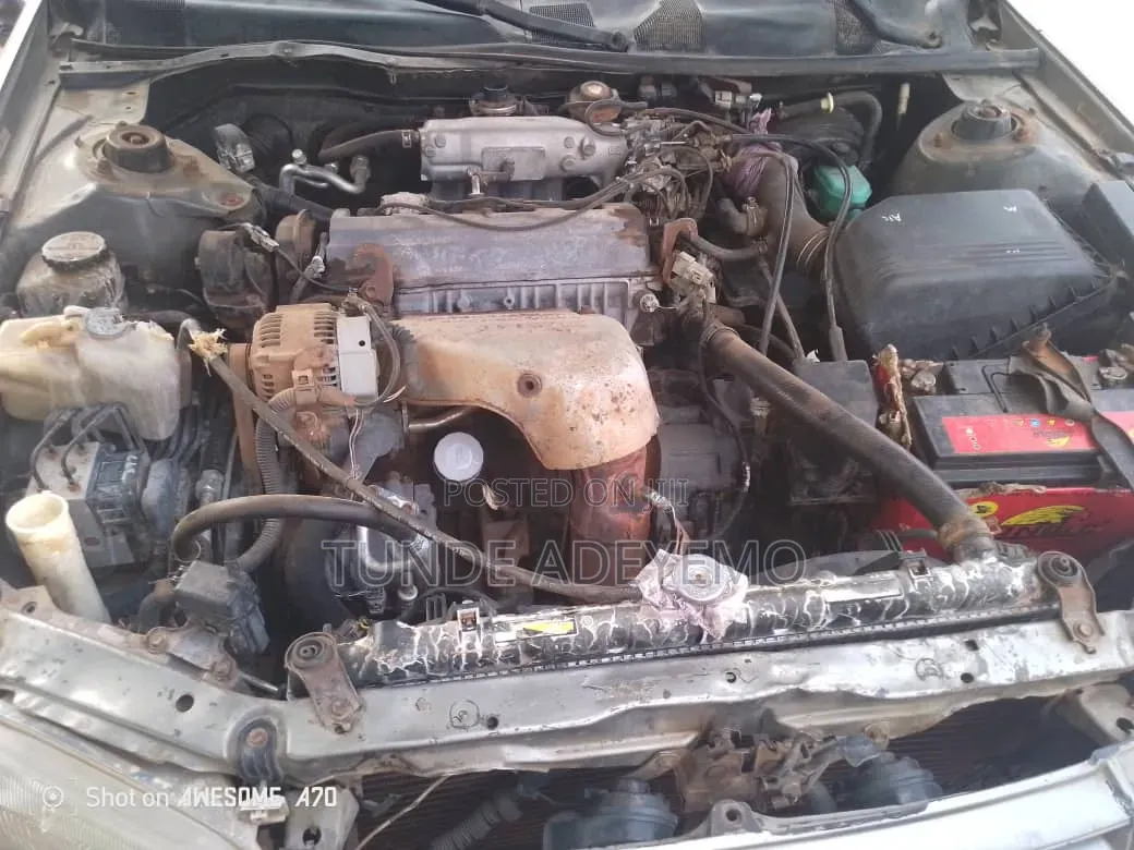 Toyota Camry 2000 Silver