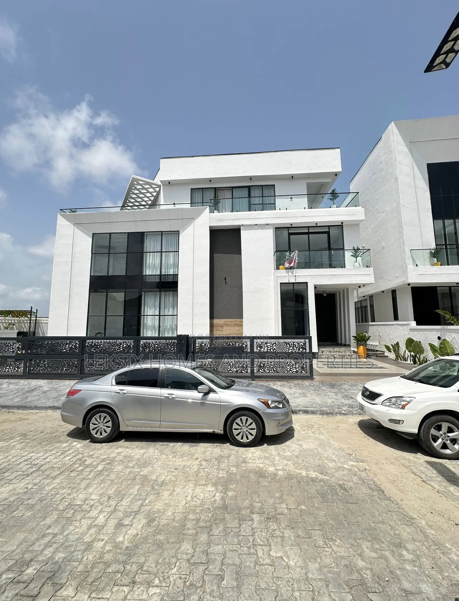5bdrm Duplex in A Well Secured, Chevron for sale