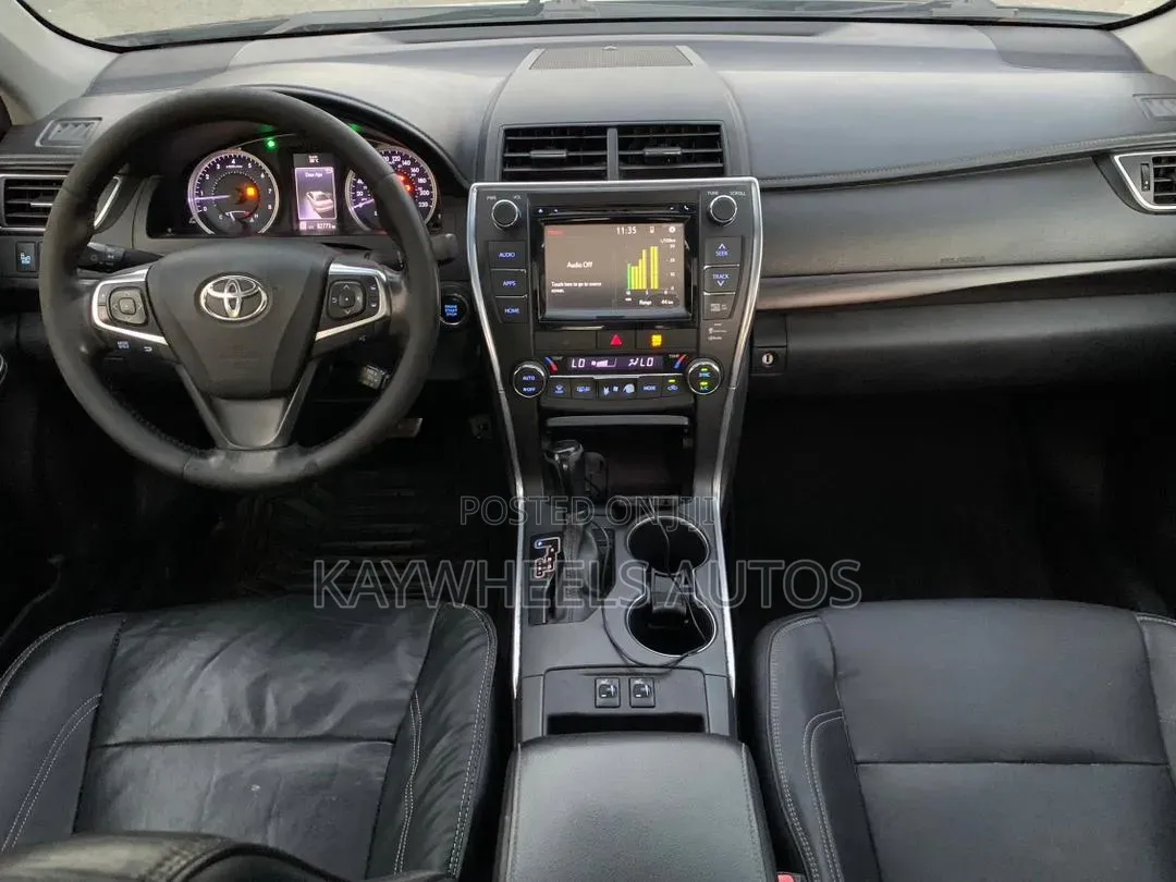 Toyota Camry XLE 4dr Sedan (2.5L 4cyl 6A) 2015 Black