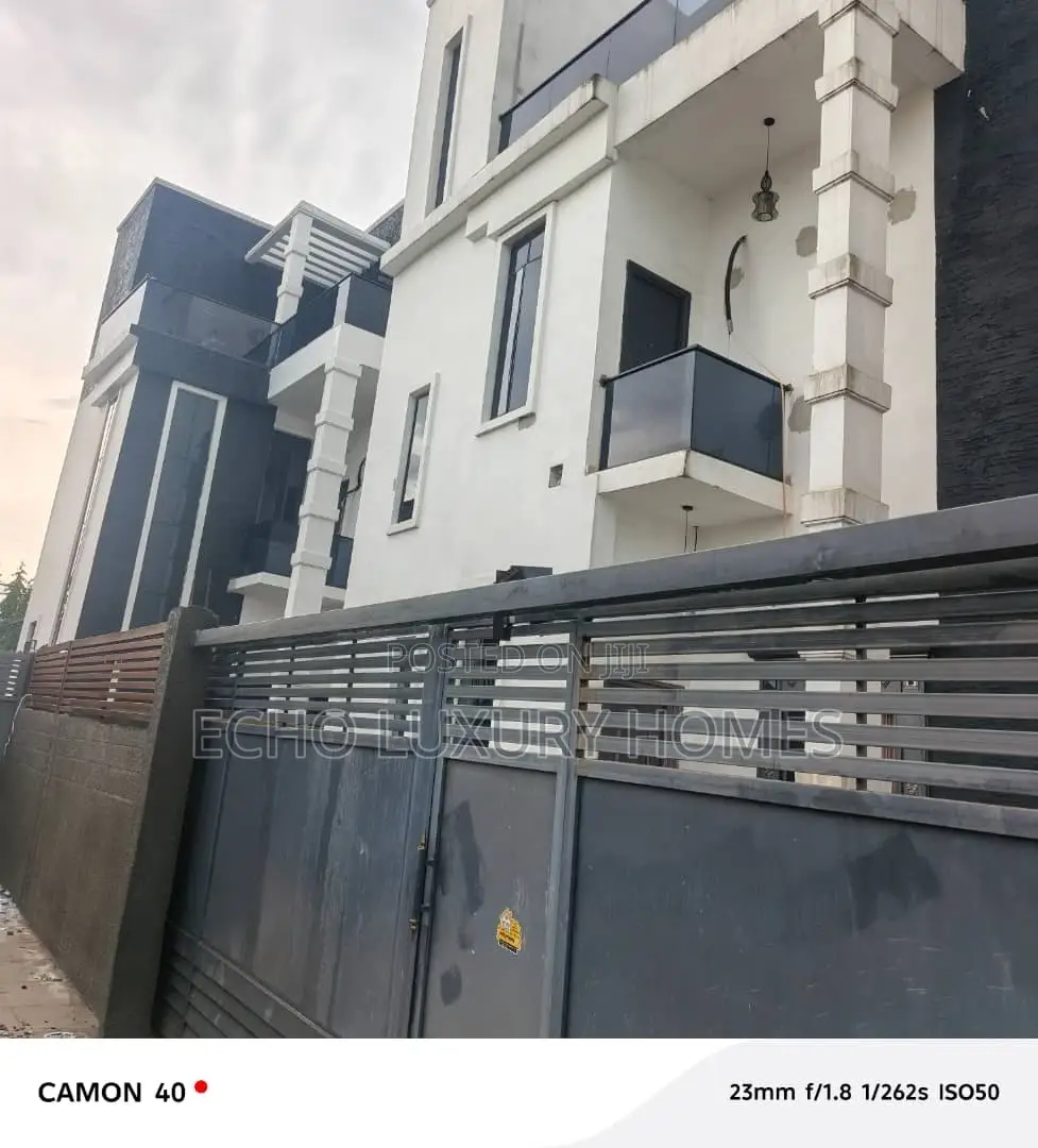 Furnished 6bdrm Penthouse in Blessing Estate, Ibeshe / Amuwo-Odofin