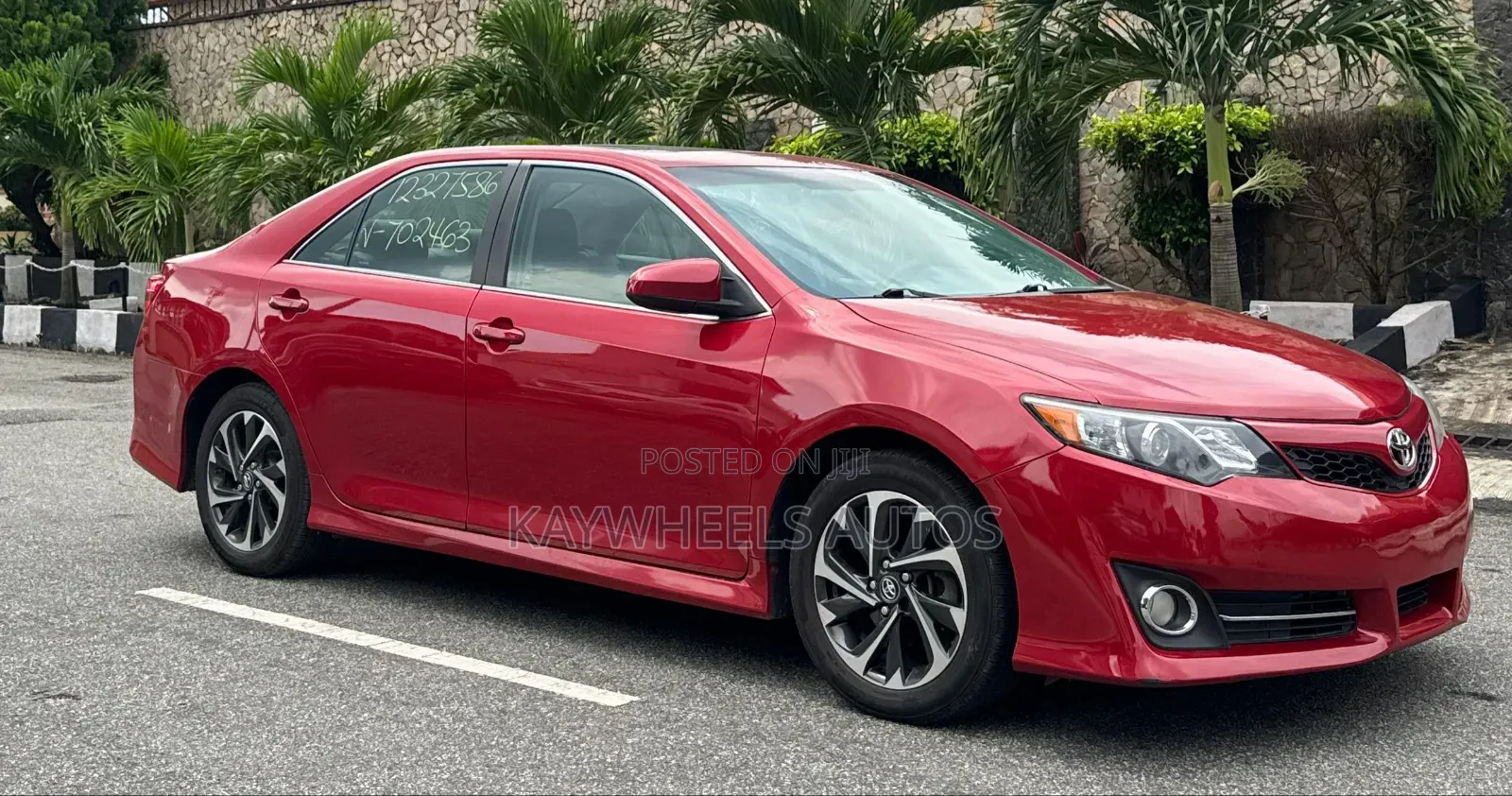 Toyota Camry SE 4dr Sedan (2.5L 4cyl 6A) 2013 Red