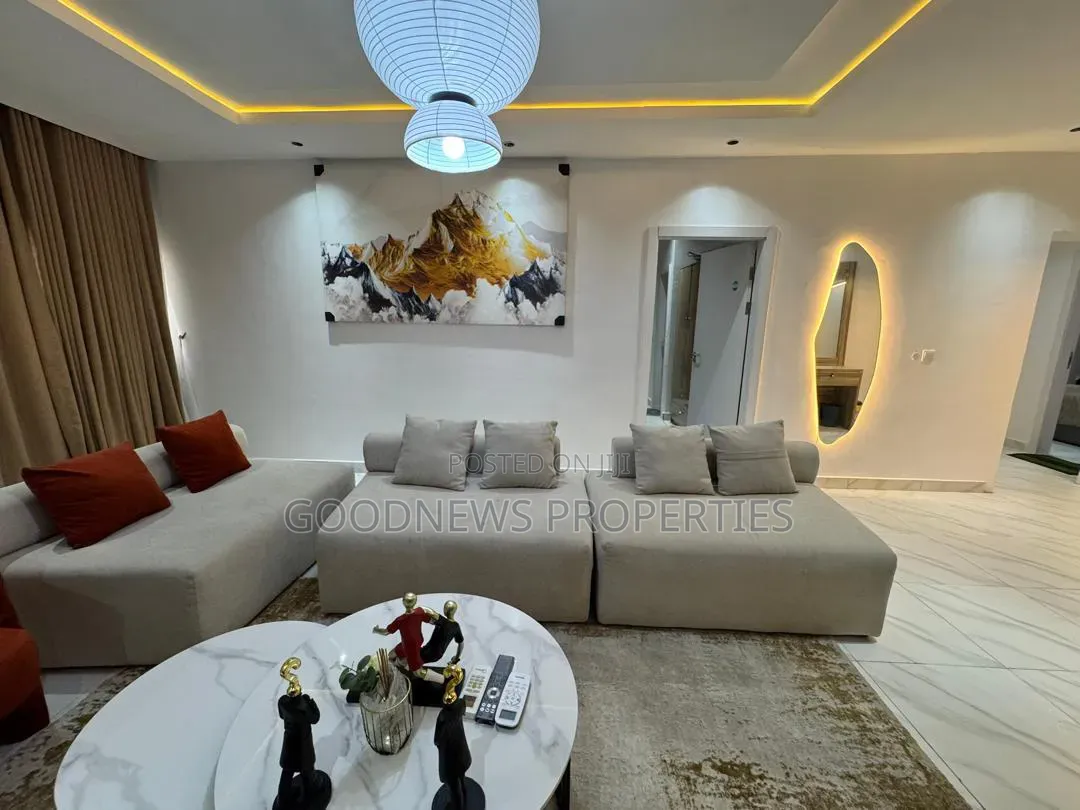 Luxury 2bedroom Shortlet Apartment in Prime Location at Ikota
