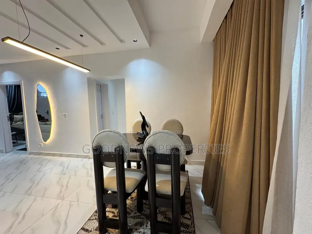 Luxury 2bedroom Shortlet Apartment in Prime Location at Ikota