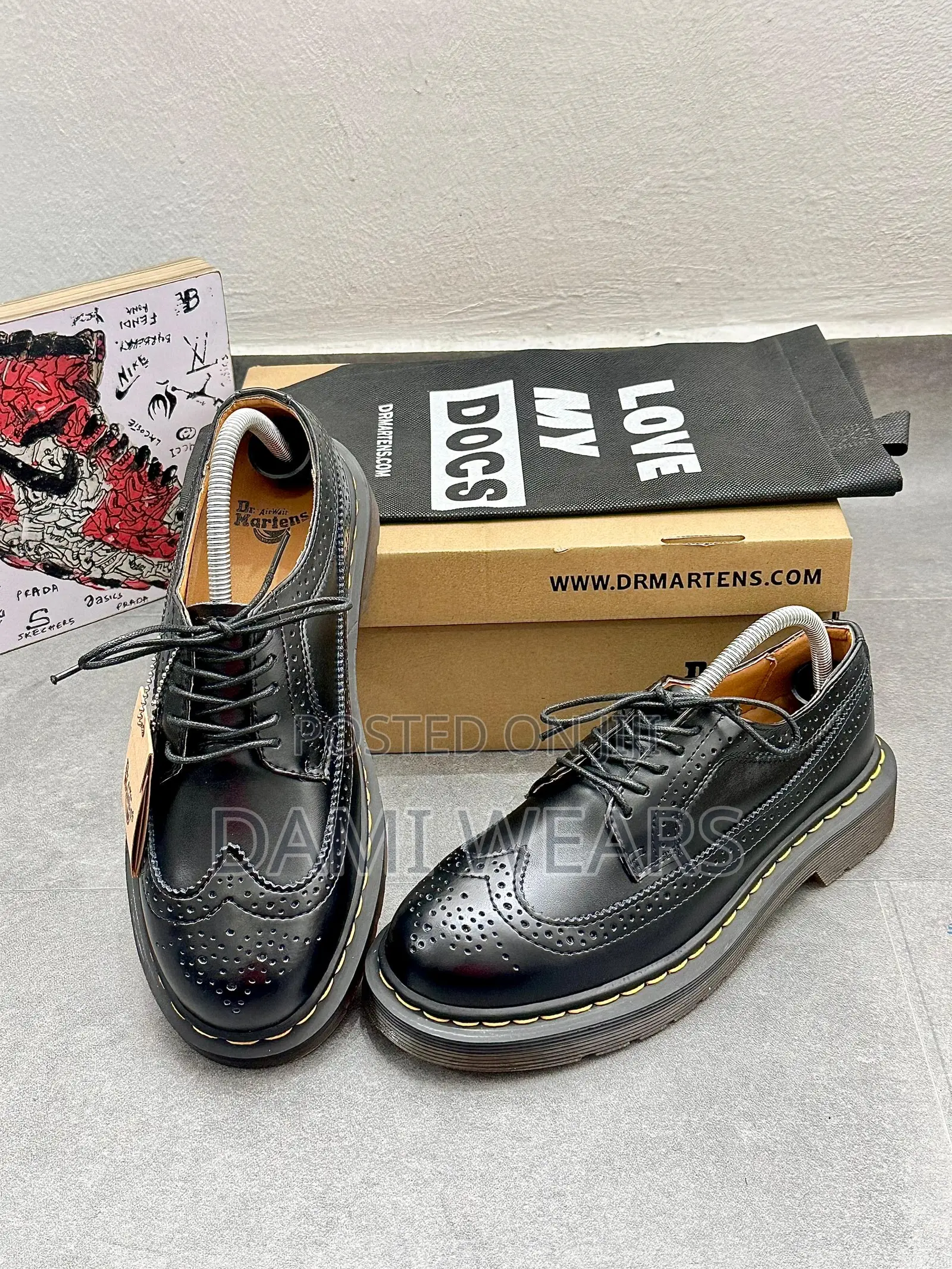Dr Martens Brogues