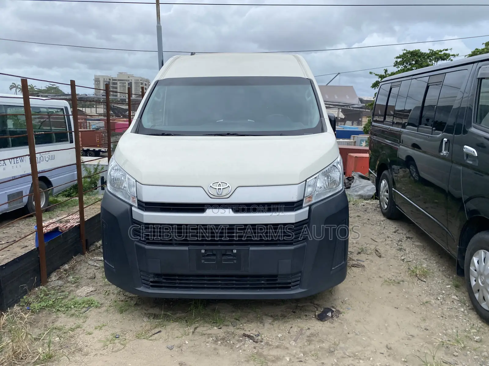 Toyota HiAce 2021 White