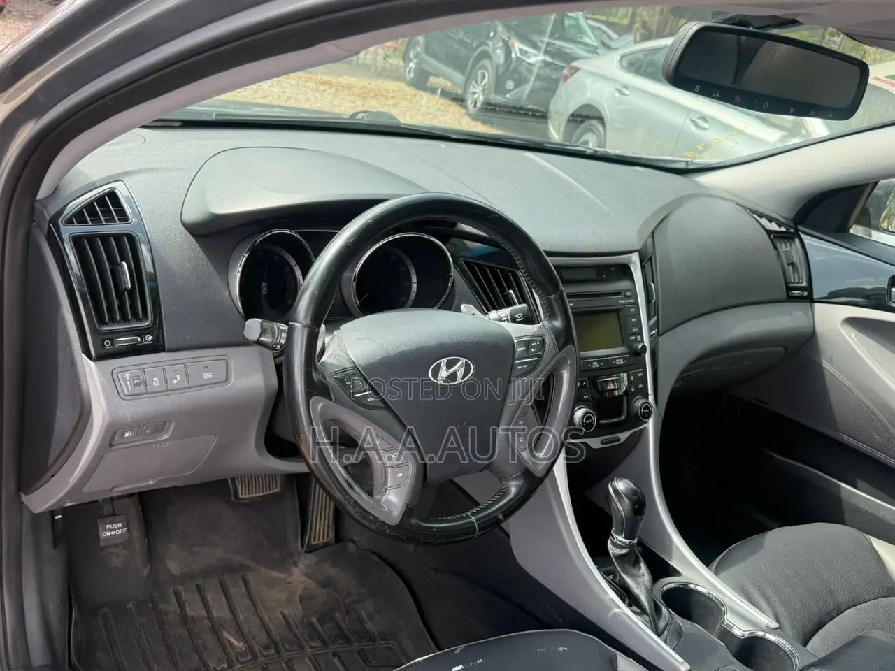 Hyundai Sonata SE 2.0T Sedan FWD (2.0L 4cyl 6A) 2013 Gray
