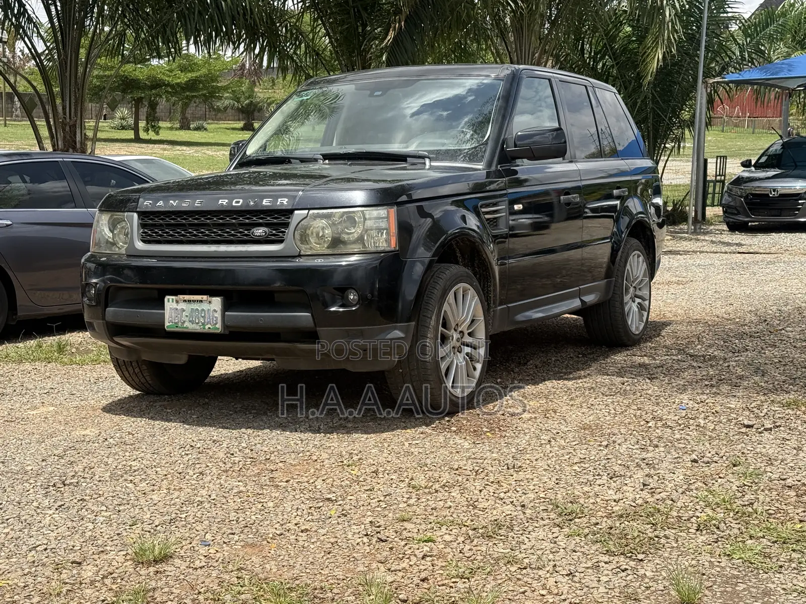 Land Rover Range Rover 2011 Black