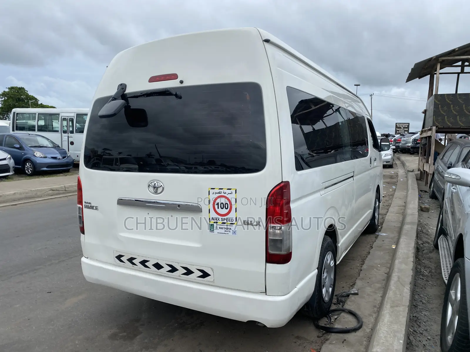 Toyota HiAce 2018 White