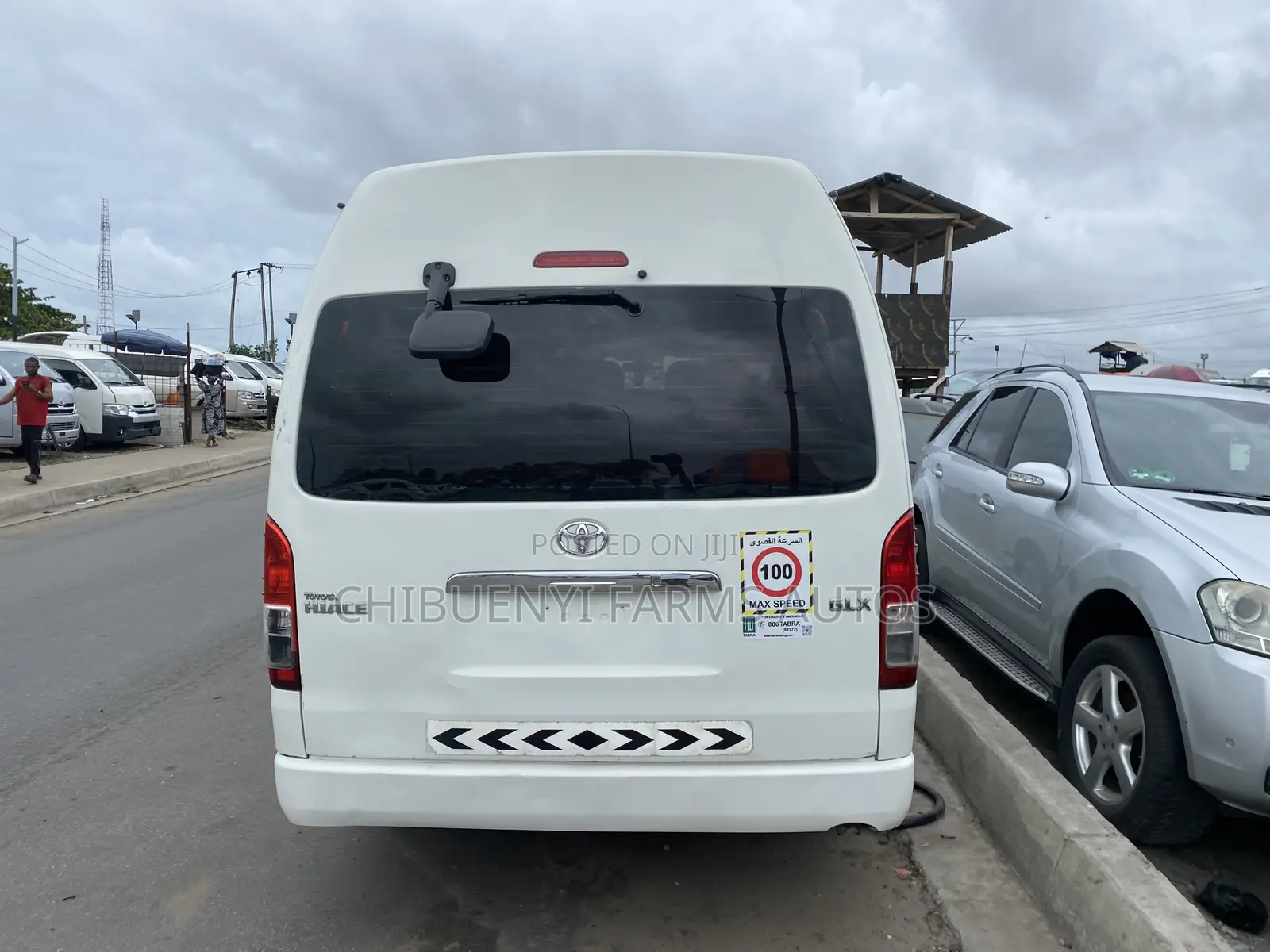 Toyota HiAce 2018 White