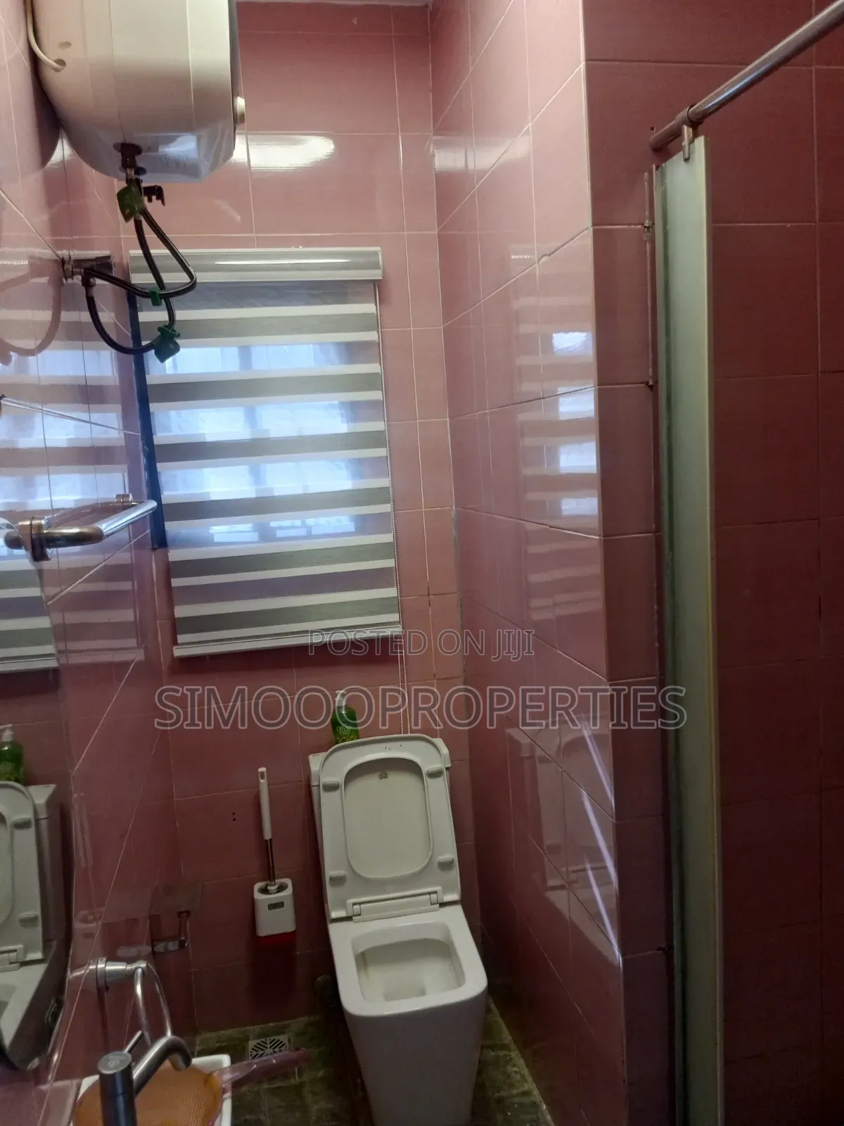 Furnished 4bdrm Duplex in Beachwood Estate for rent
