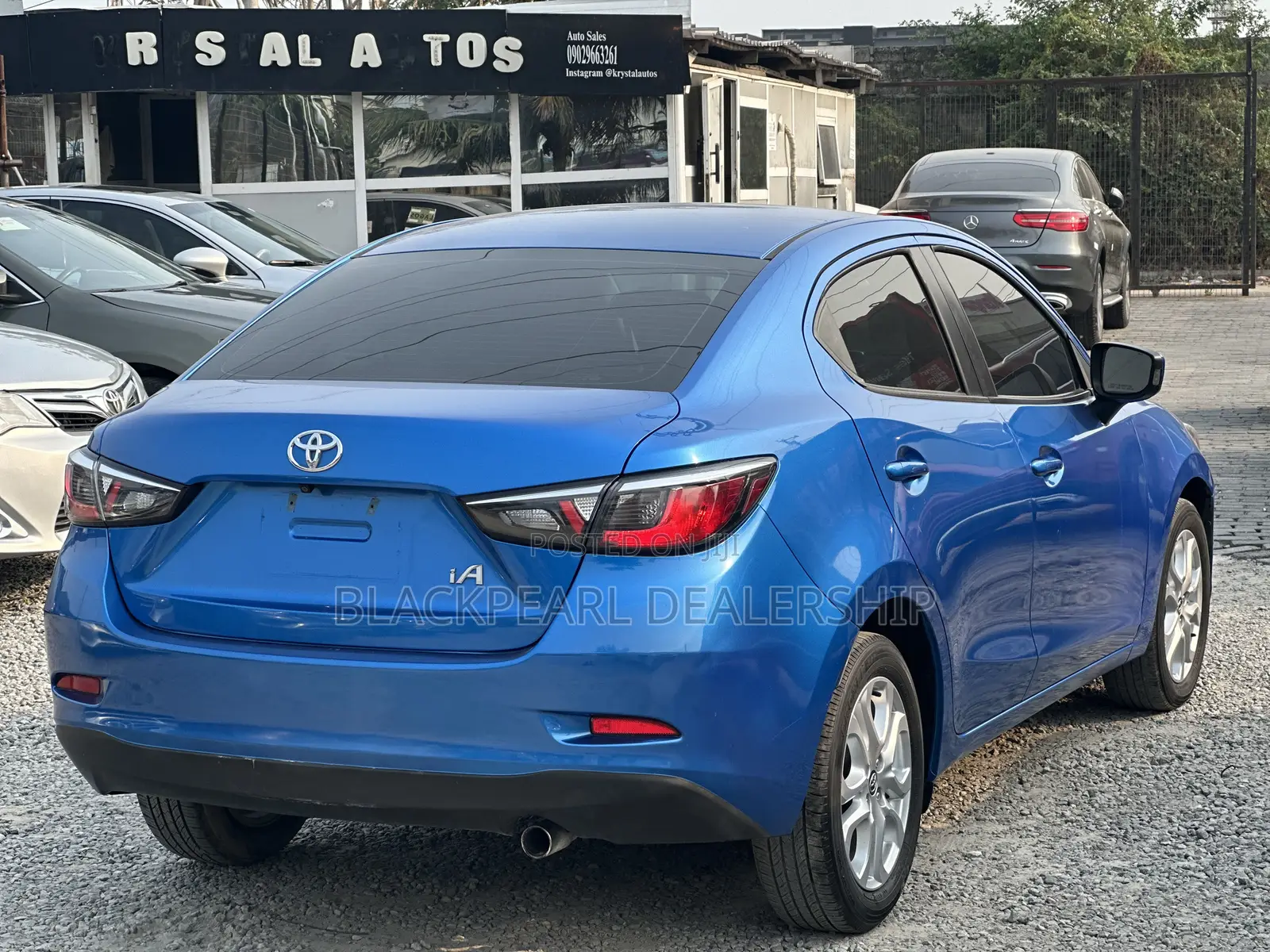 Toyota Yaris LE Hatchback 5dr 2018 Blue