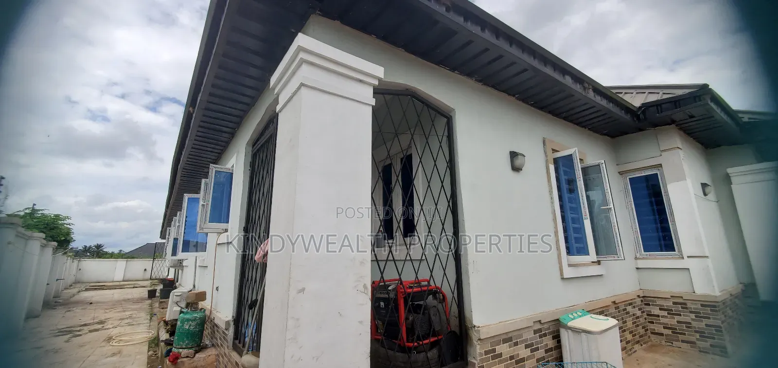 2bdrm Apartment in Obasohan Estate Off, Ikpoba-Okha for sale