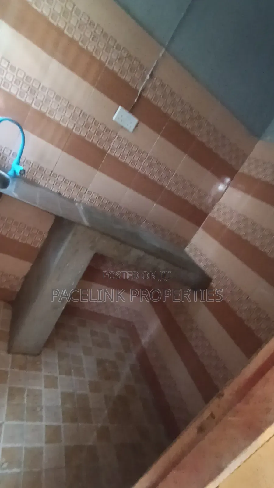 Mini Flat in Ayobo for rent