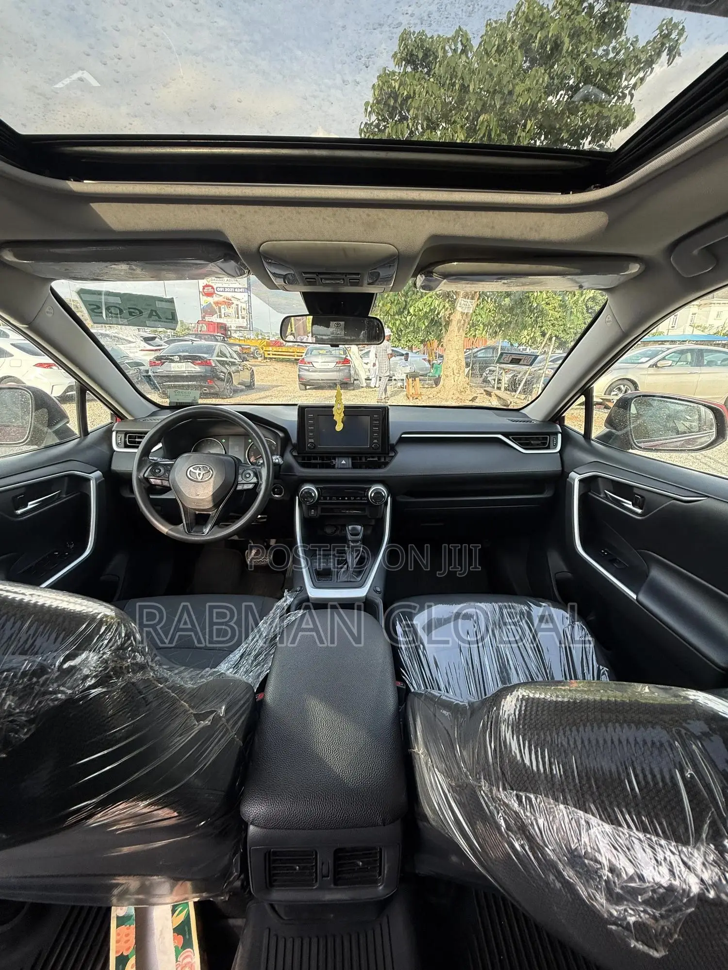 Toyota RAV4 XLE Premium AWD 2020 Red
