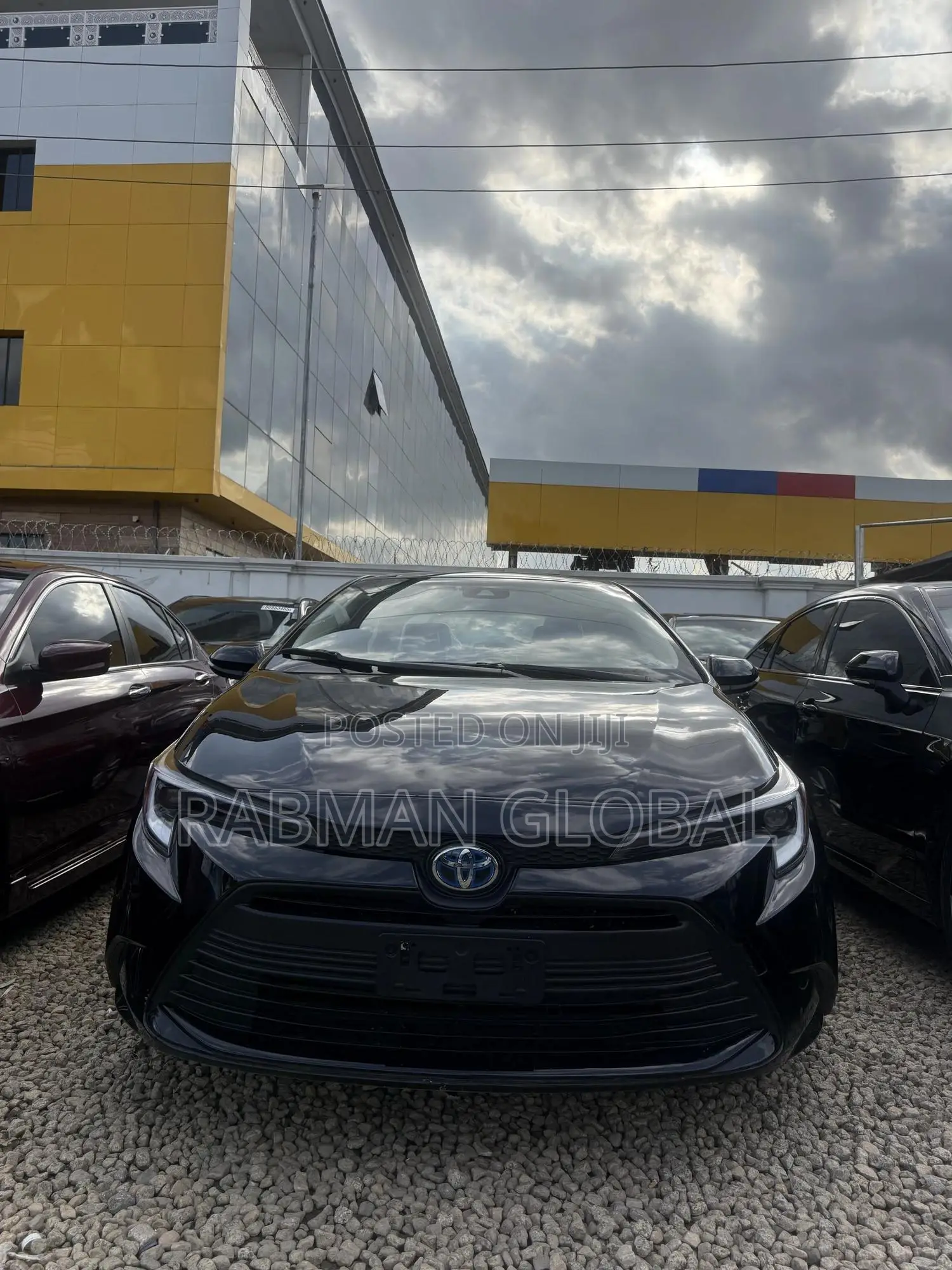 Toyota Corolla Hybrid LE 2025 Black