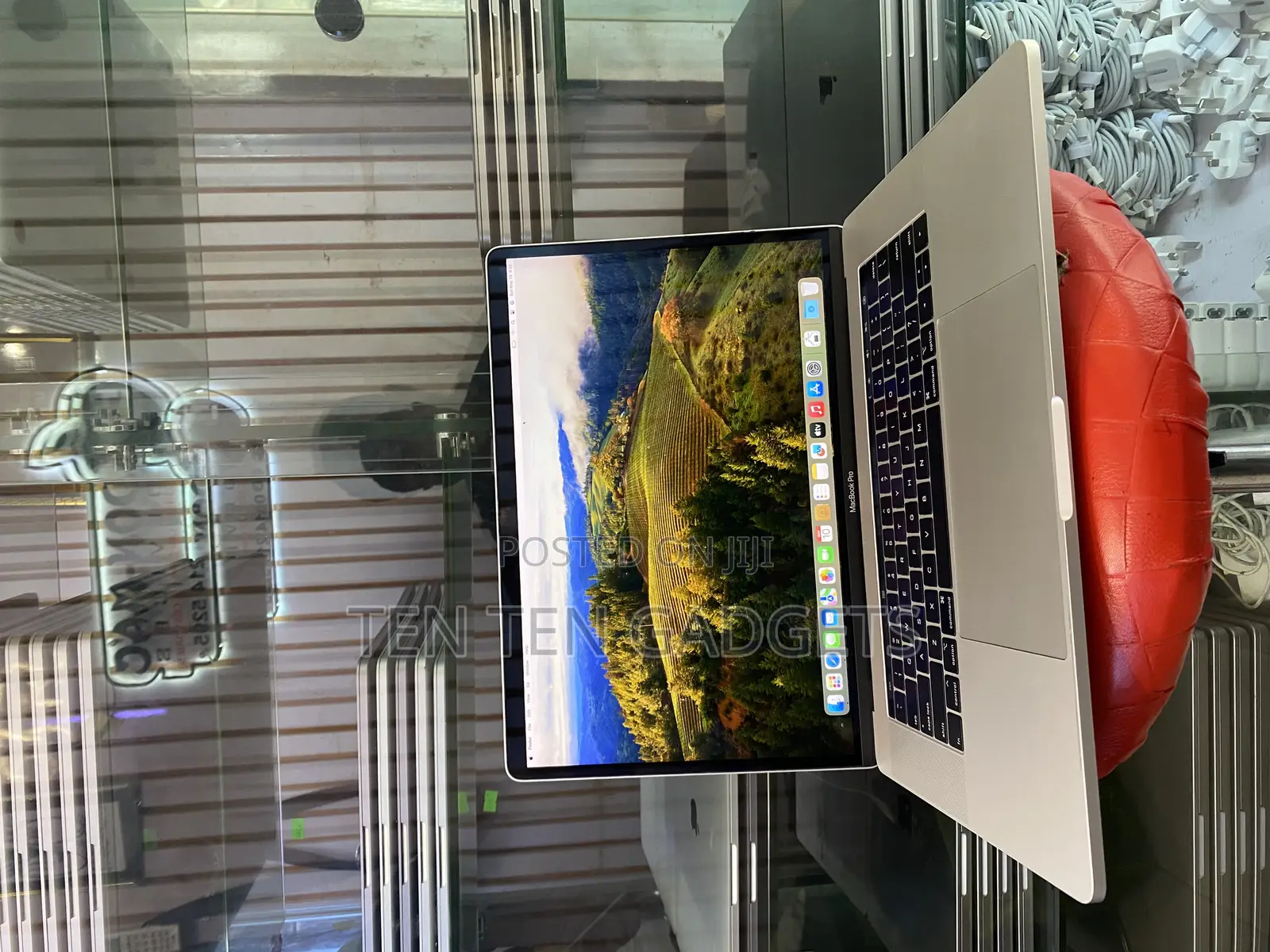 Laptop Apple MacBook Pro 2019 16GB Intel Core i9 SSD 512GB