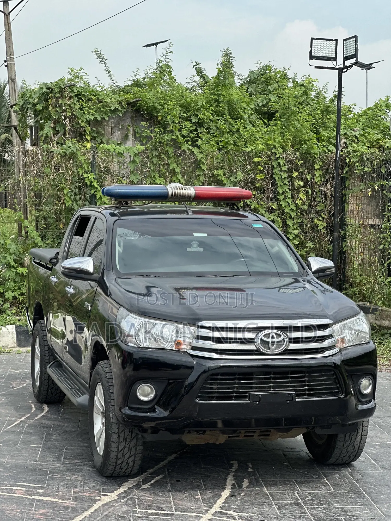 Toyota Hilux Revo Double Cab Petrol 2.7 AWD 2020 Black