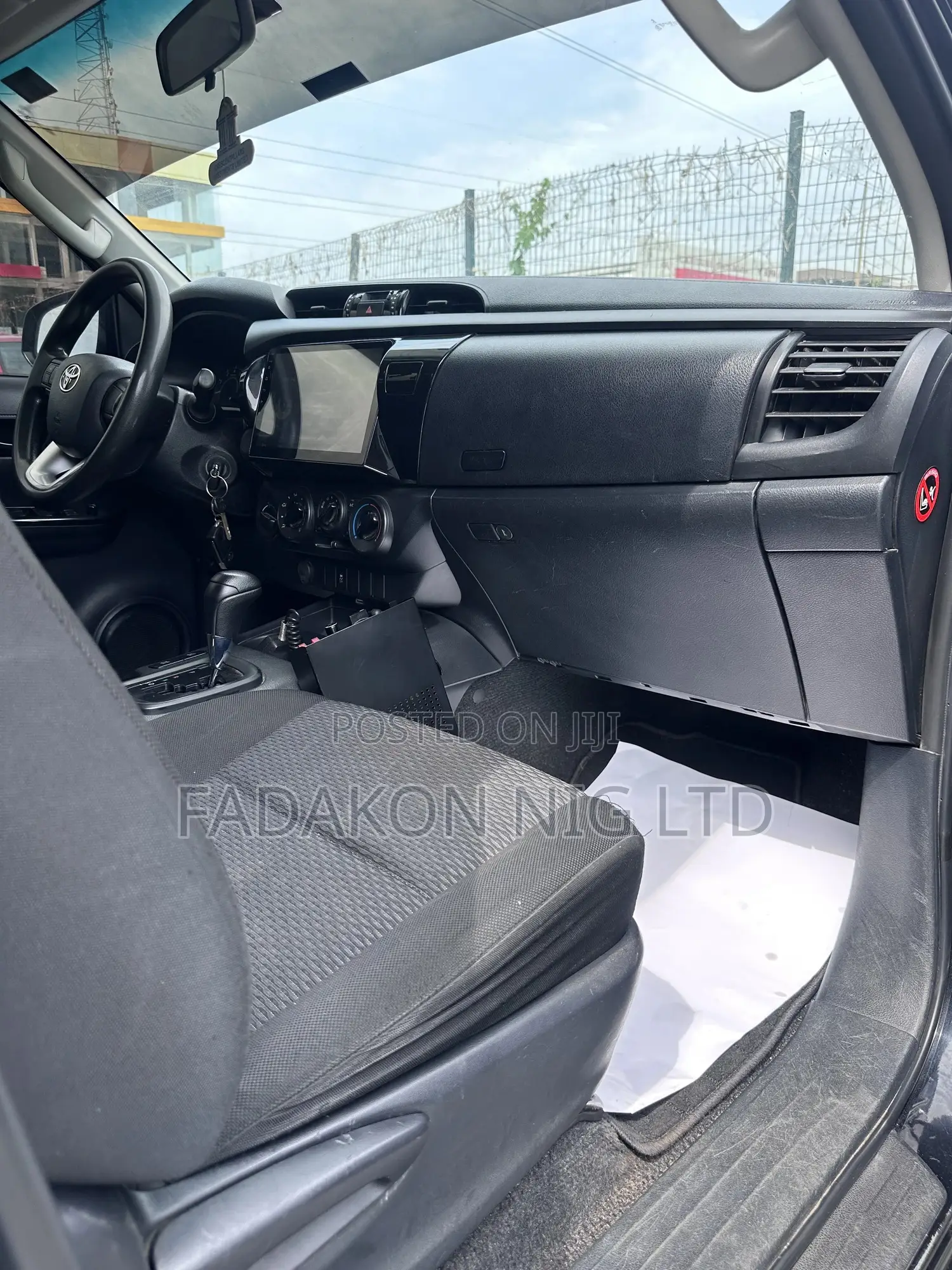 Toyota Hilux Revo Double Cab Petrol 2.7 AWD 2020 Black