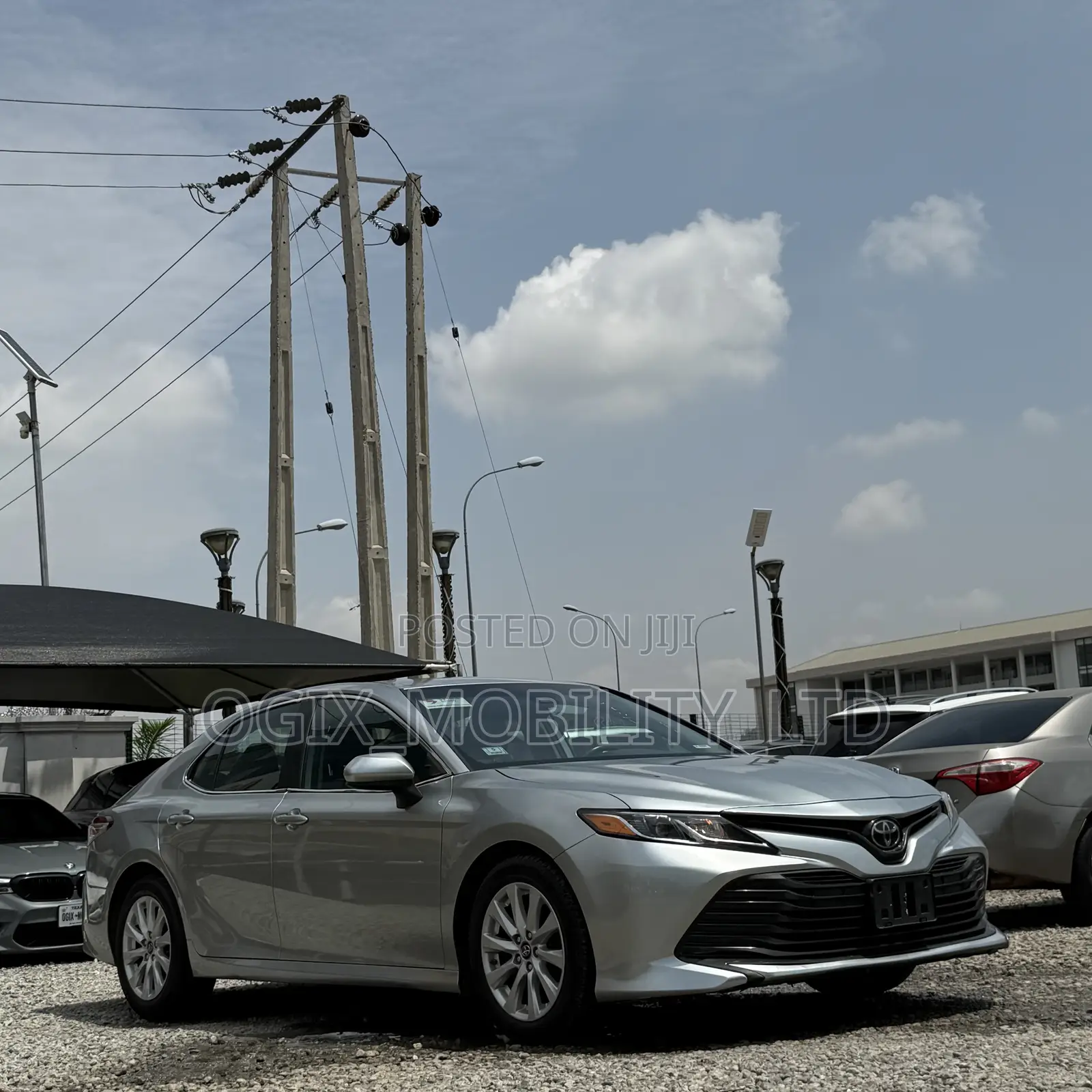 Toyota Camry 2019 Silver