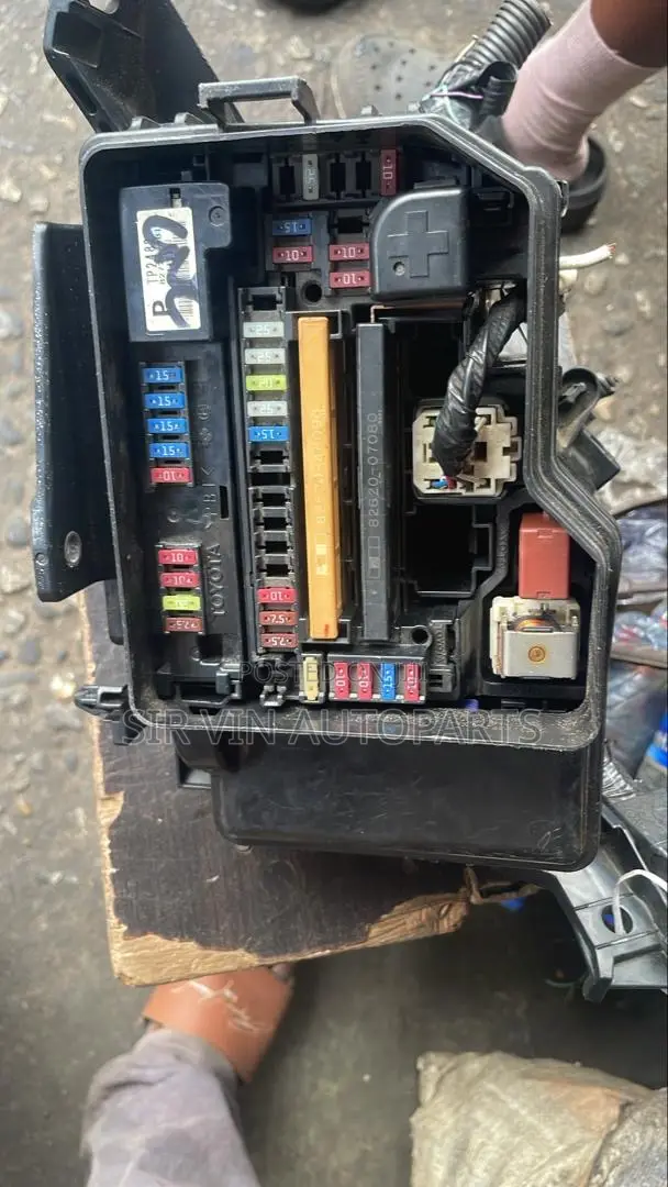 Fuse Box Highlander 2012 Used