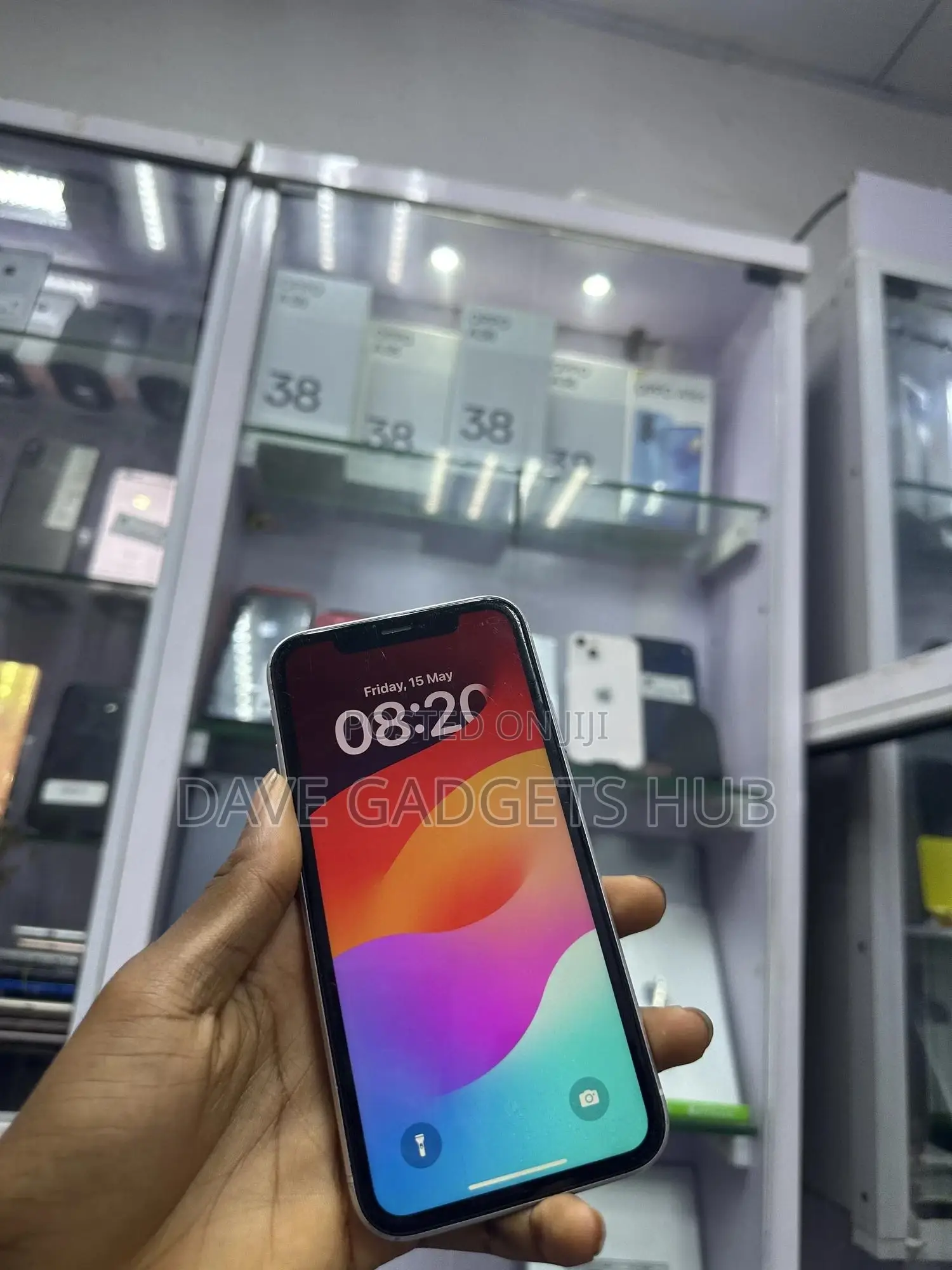 Apple iPhone XR 64 GB White