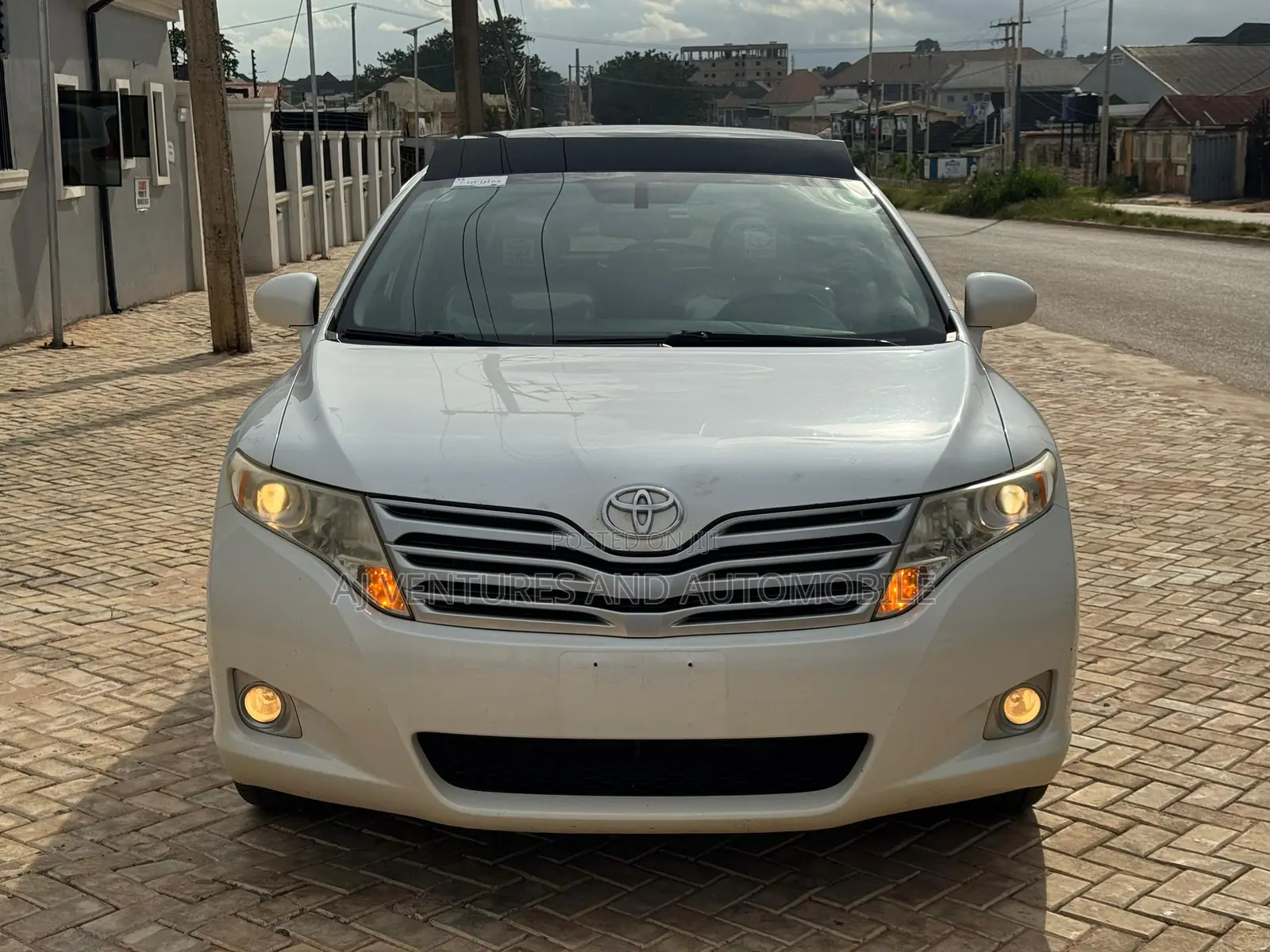 Toyota Venza AWD 2011 White