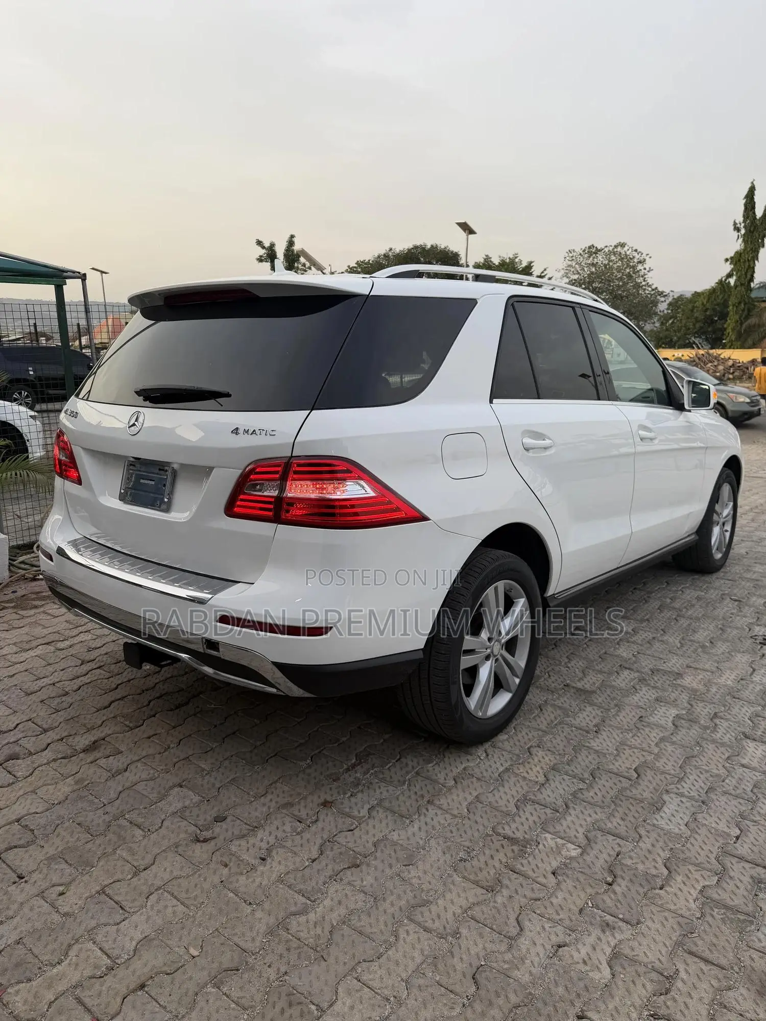 Mercedes-Benz M Class ML350 4MATIC 4dr SUV AWD (3.5L 6cyl 7A) 2015