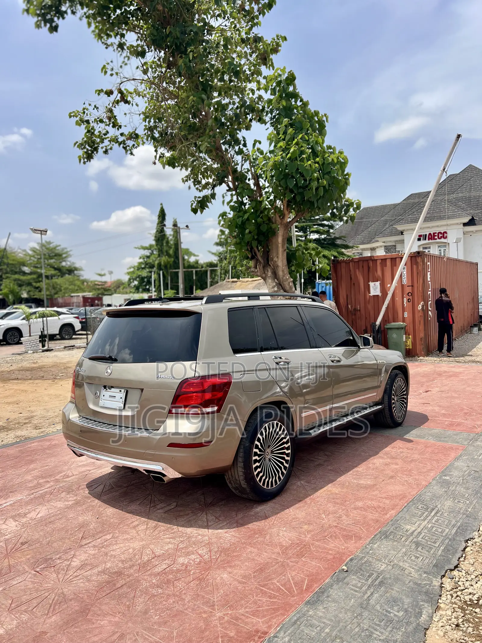 Mercedes-Benz GLK-Class 2015 Gold