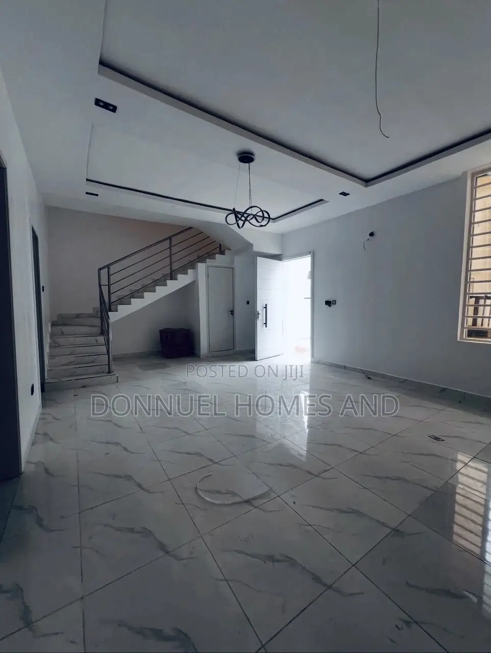 4bdrm Townhouse / Terrace in Ikota for rent