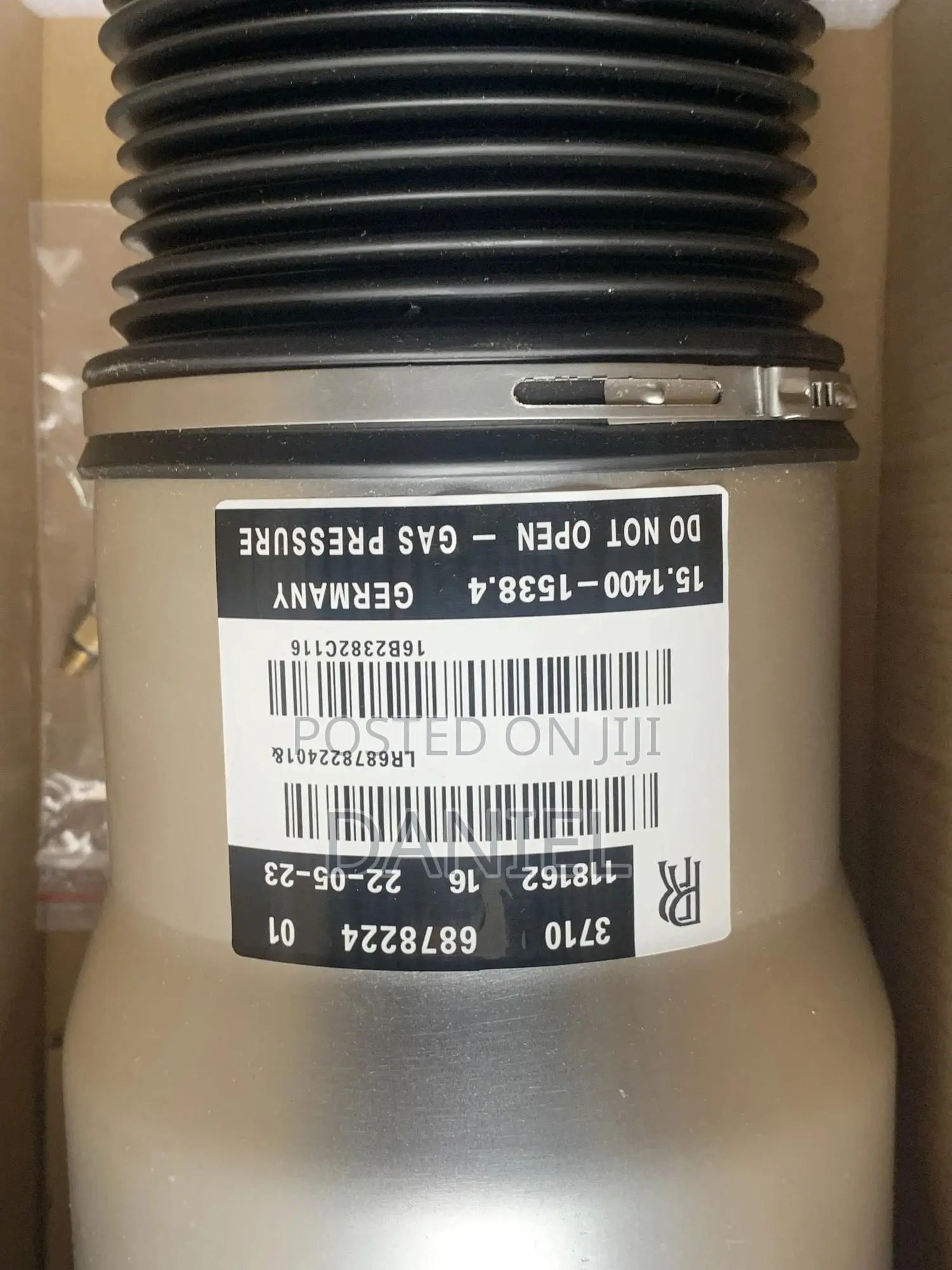 Rolls Royce Cullinan Front Shock Set