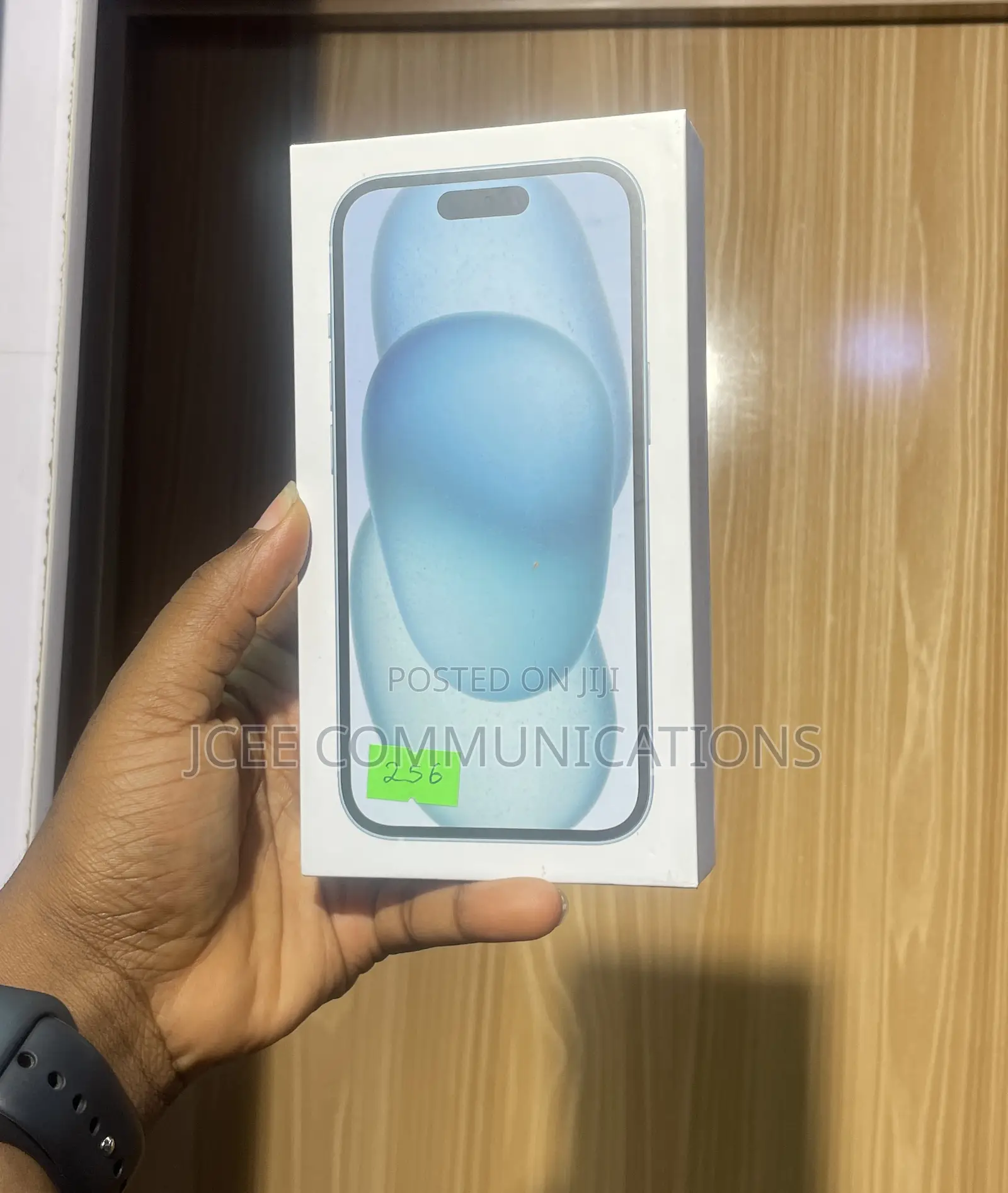 New Apple iPhone 15 256 GB Blue