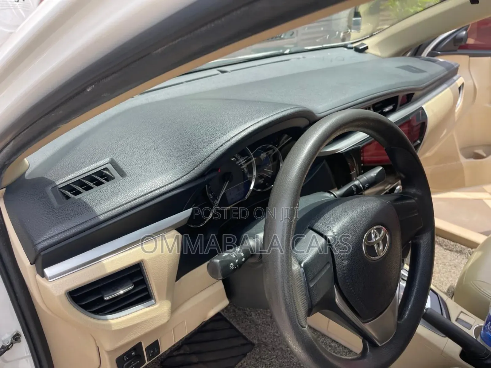 Toyota Corolla S w/Special Edition Pkg (1.8L 4cyl CVT) 2016 White