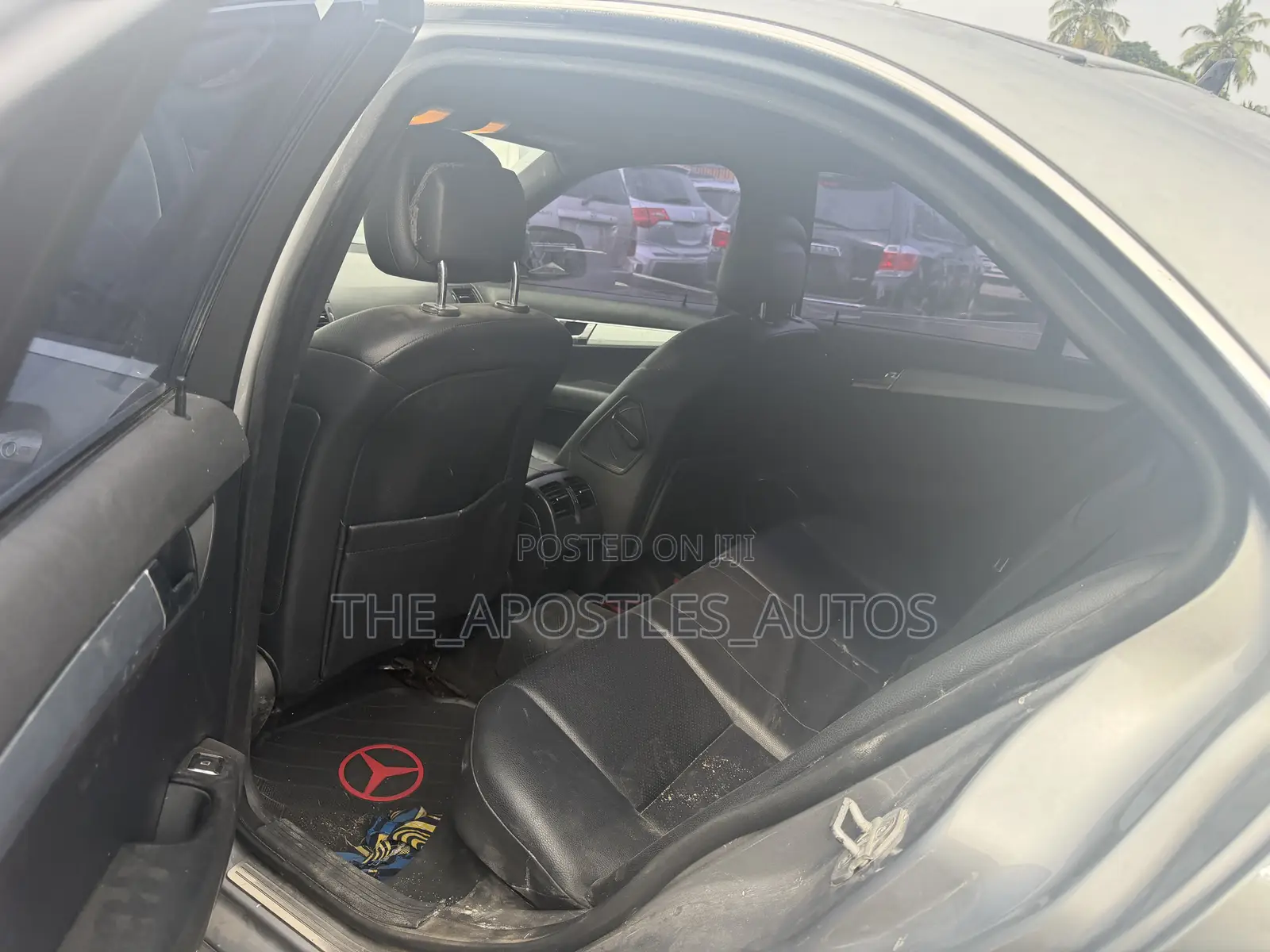 Mercedes-Benz C300 Luxury Sedan RWD (3.0L 6cyl 7A) 2010 Gray