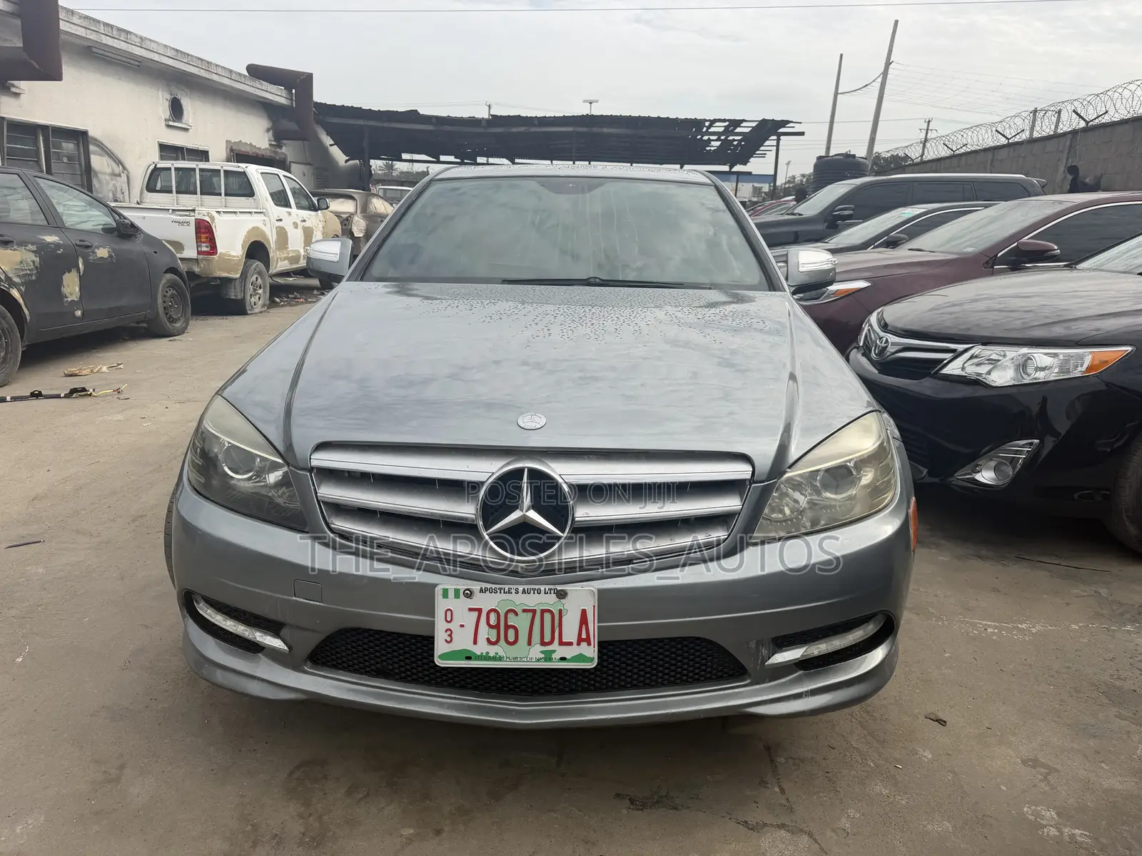 Mercedes-Benz C300 Luxury Sedan RWD (3.0L 6cyl 7A) 2010 Gray