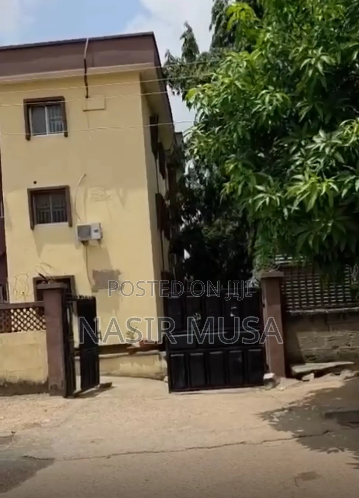 2bdrm Block of Flats in Garki for sale