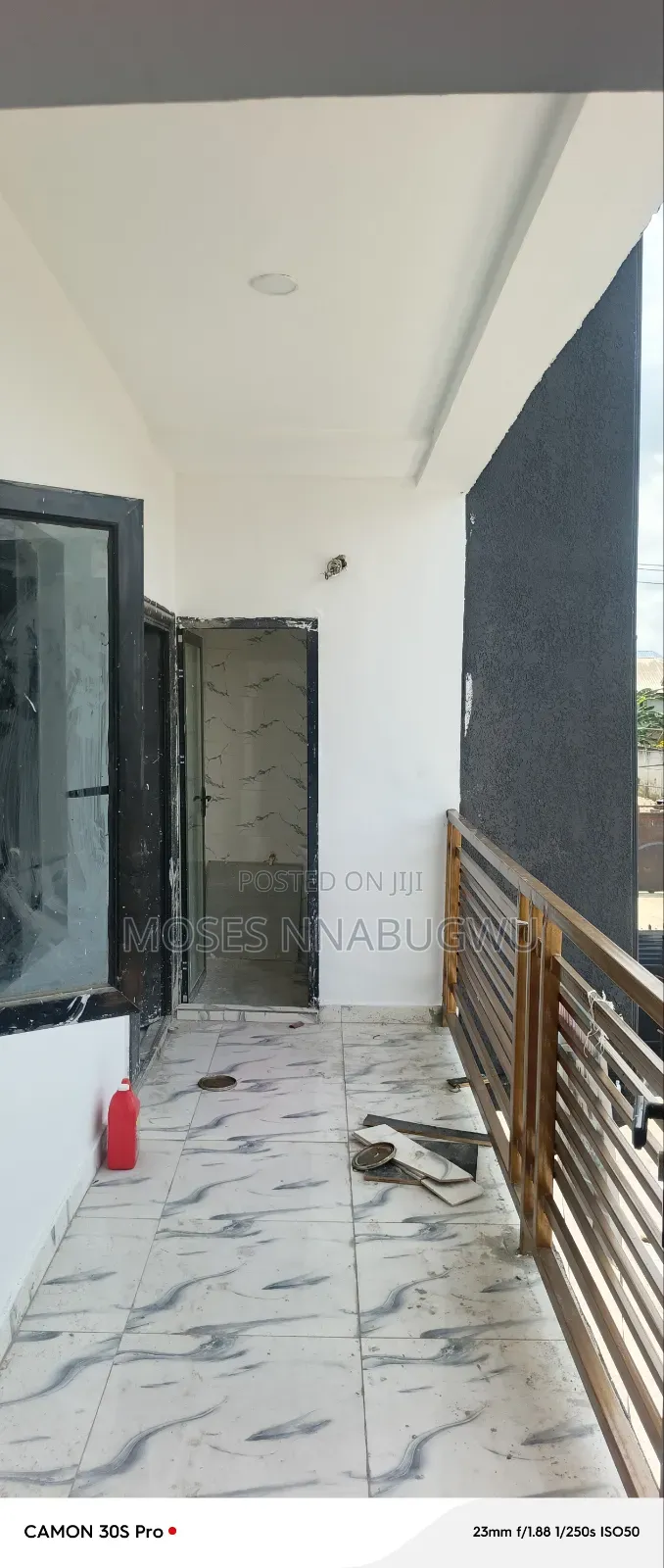 2bdrm Block of Flats in Alcon Rd Axis, Woji for rent