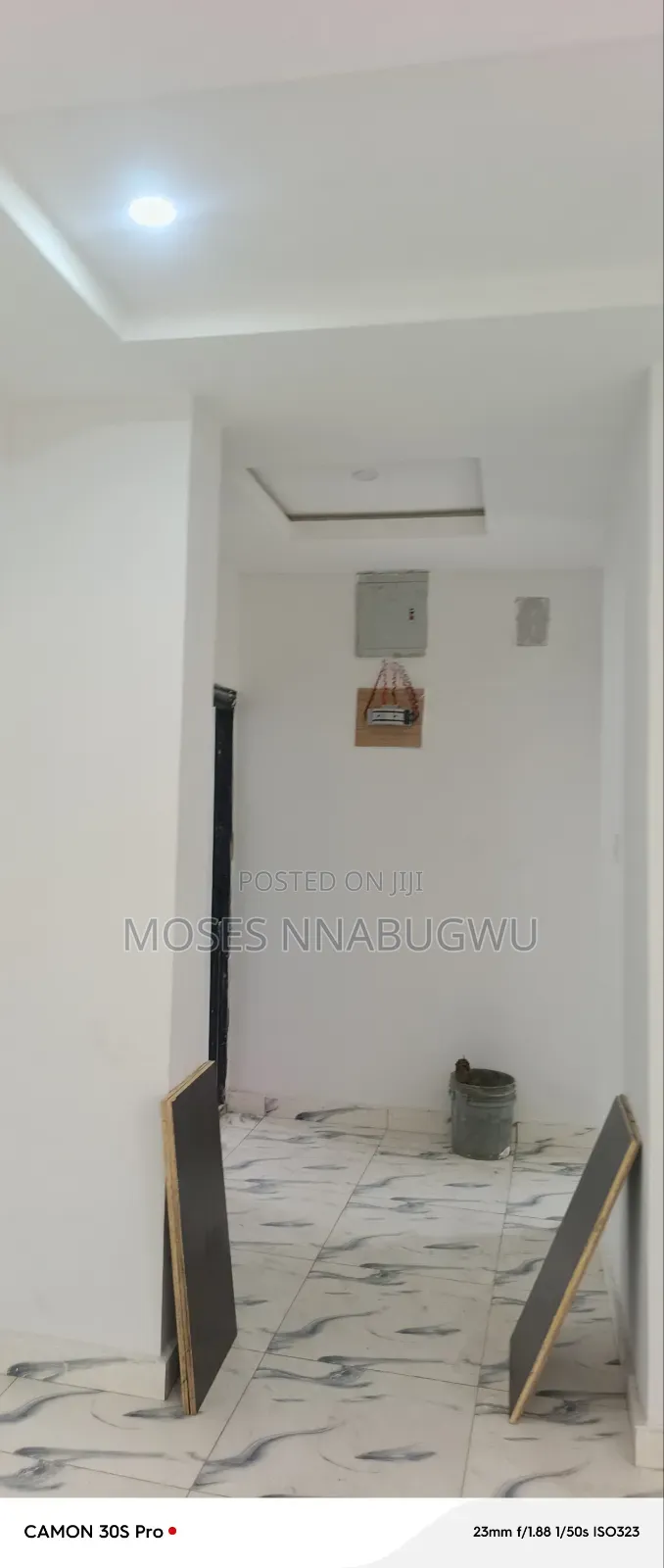 2bdrm Block of Flats in Alcon Rd Axis, Woji for rent