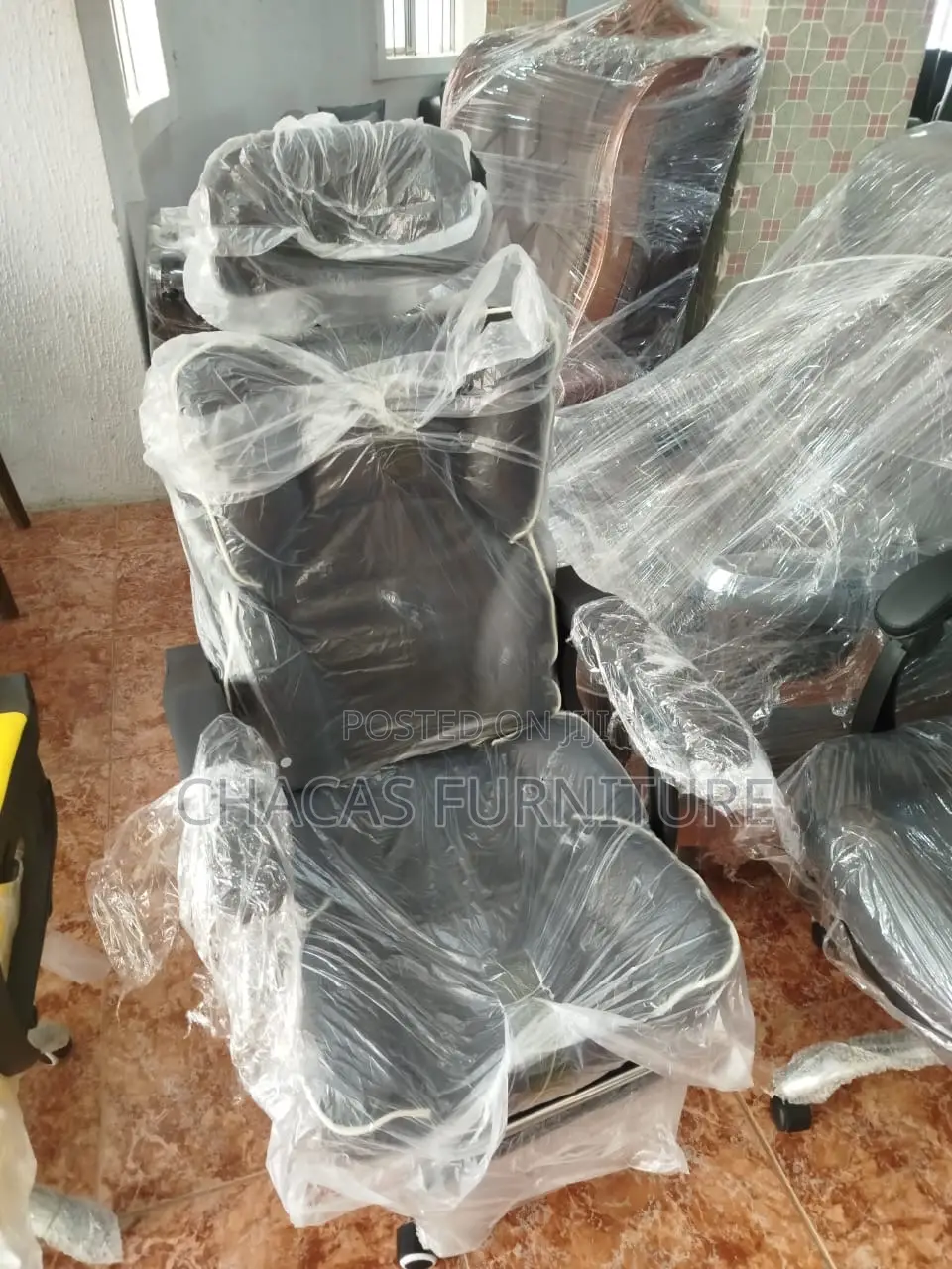 Brand New Ergonomic Office Gaming Chairs – Stylish Comfortable!