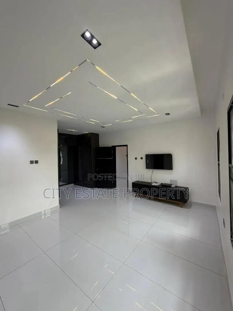 4bdrm Duplex in City Eatate Ex, Rukpokwu for sale