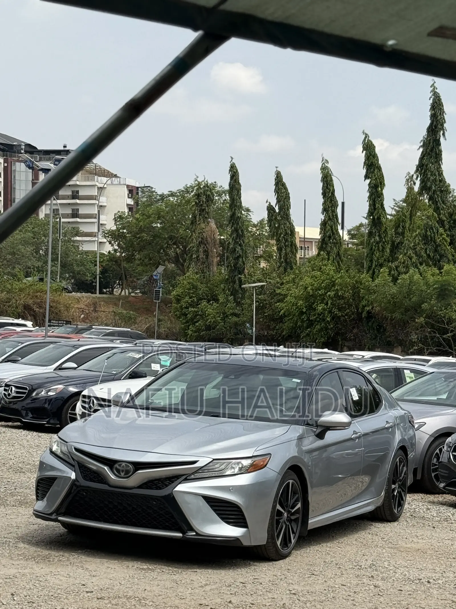 Toyota Camry 2018 Silver